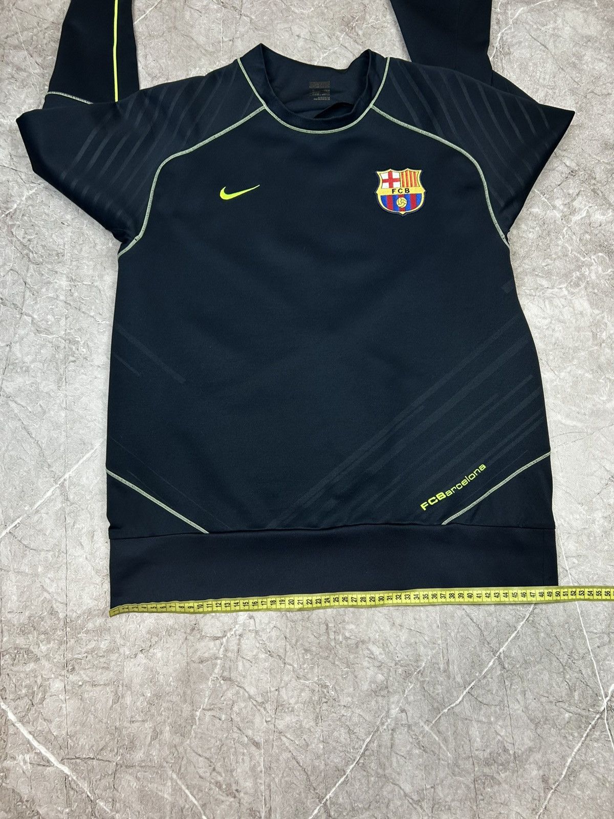 Nike Vintage Nike Barcelona Football Sweatshirt Soccer Train Size US M / EU 48-50 / 2 - 9 Thumbnail