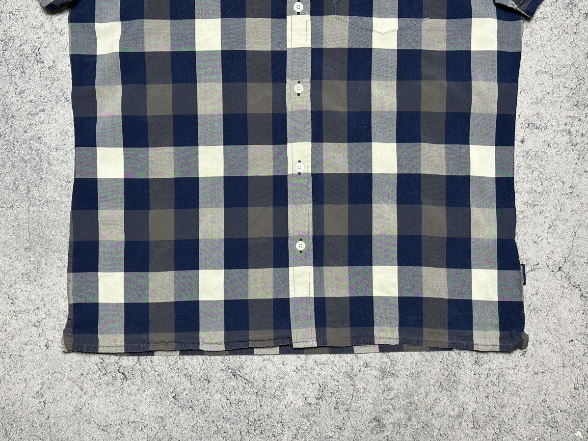 Aquascutum × Vintage Aquascutum London Checked Button Up Shirt Size US L / EU 52-54 / 3 - 3 Thumbnail