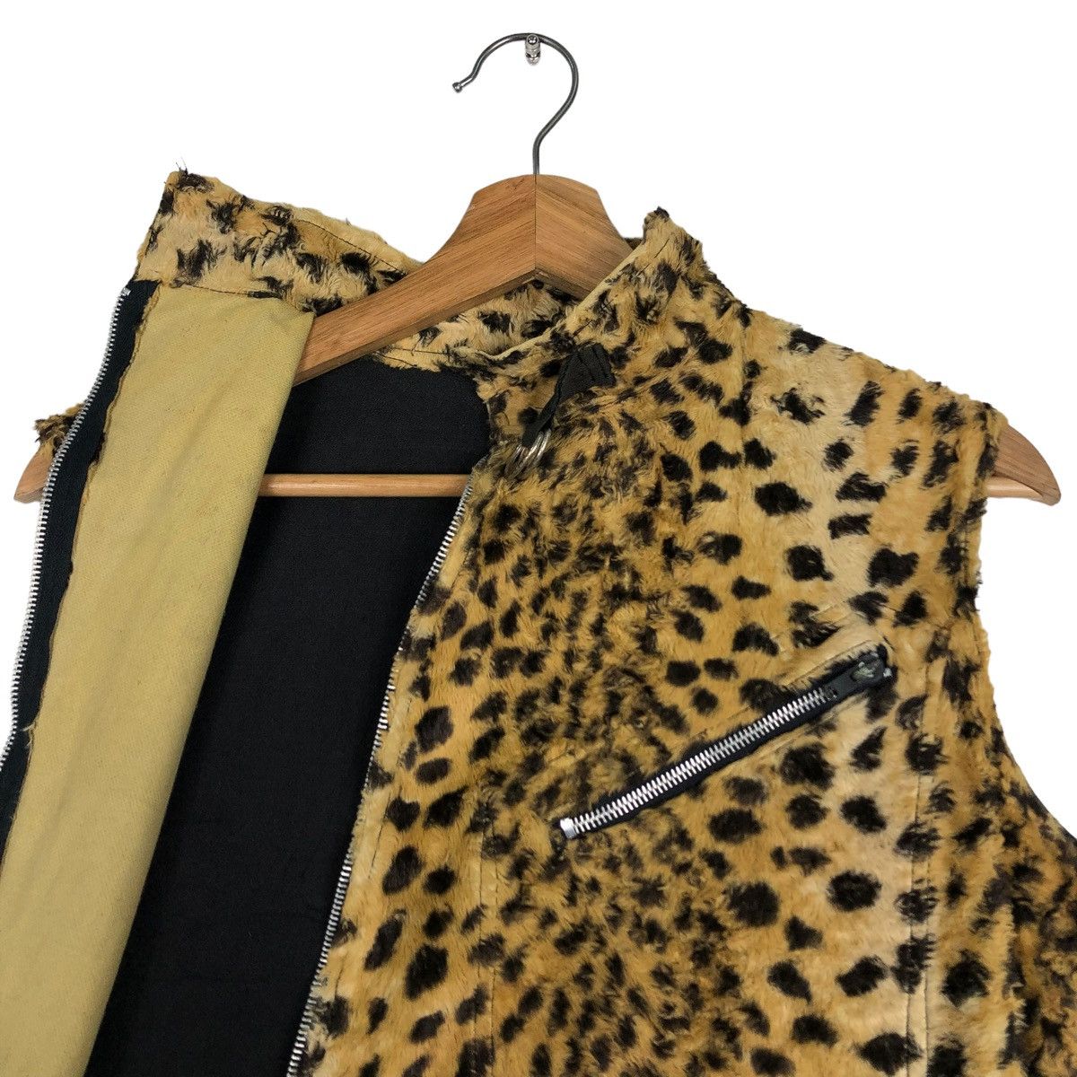 Vintage 🔥 Mink Fur Vest Tiger Skin Design Made in England Punk Wear Size US M / EU 48-50 / 2 - 10 Thumbnail