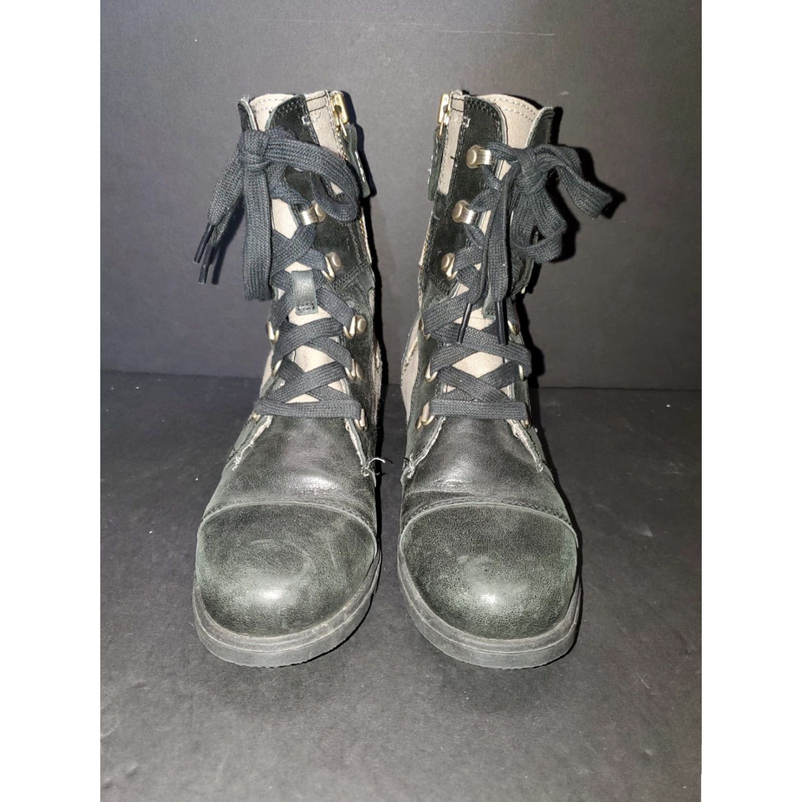 SOREL Sorel Major Carly Lace Up Leather Canvas Boot Womens Size 6 Black Beige Size US 6 / IT 36 - 2 Thumbnail