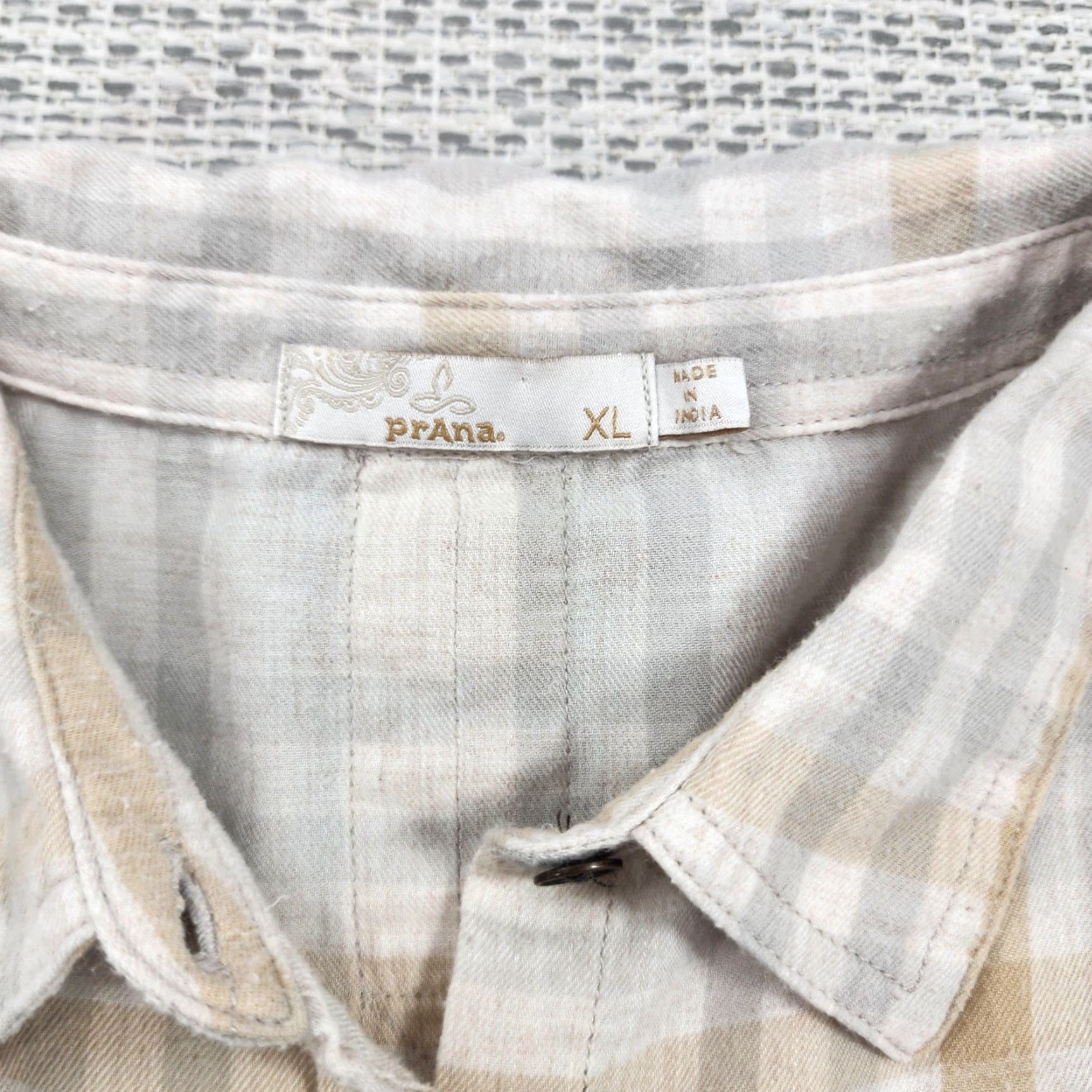 Prana prAna Shirt Womens XL Tan Gray Plaid Flannel Button Down Long Sleeve Organic Size XL / US 12-14 / IT 48-50 - 5 Thumbnail