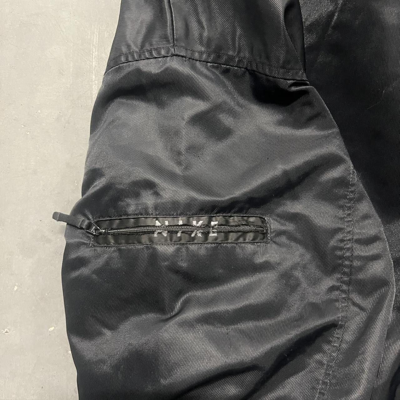 Nike Crazy Vintage Y2K/2000s Nike Black Essential Swoosh WindBreaker Hoodie! Size US XXL / EU 58 / 5 - 3 Thumbnail