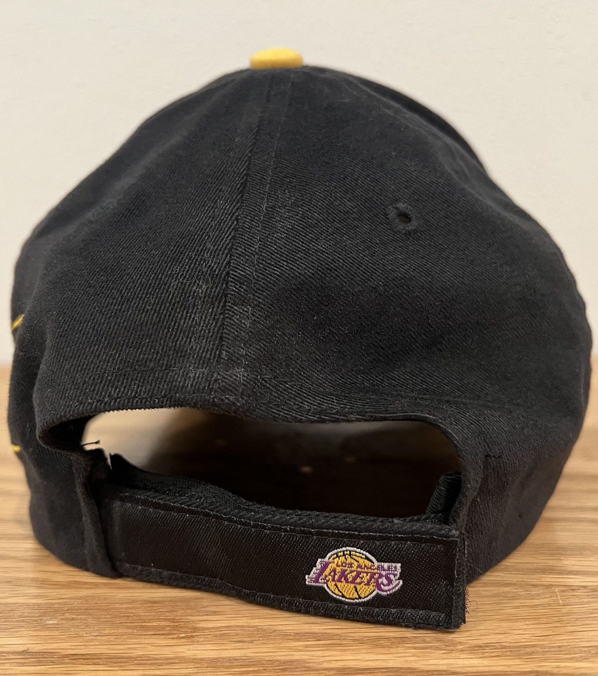 NBA × Vintage Vintage Lakers Flame Drew Pearson Hat Size ONE SIZE - 3 Thumbnail