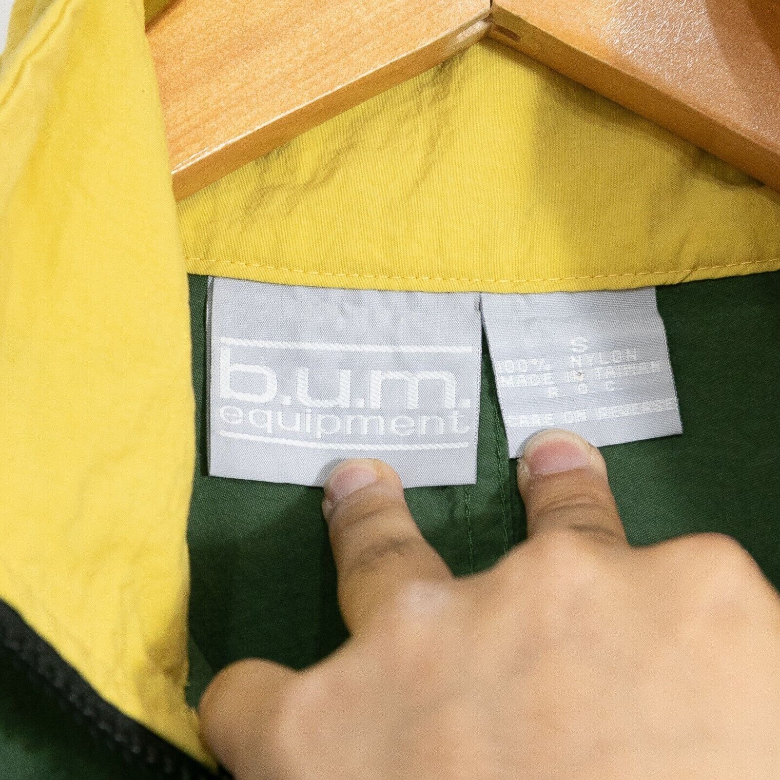 B.U.M Equipment × Vintage Vintage BUM Equipment Windbreaker Mens Small - Green Retro Size US S / EU 44-46 / 1 - 5 Thumbnail
