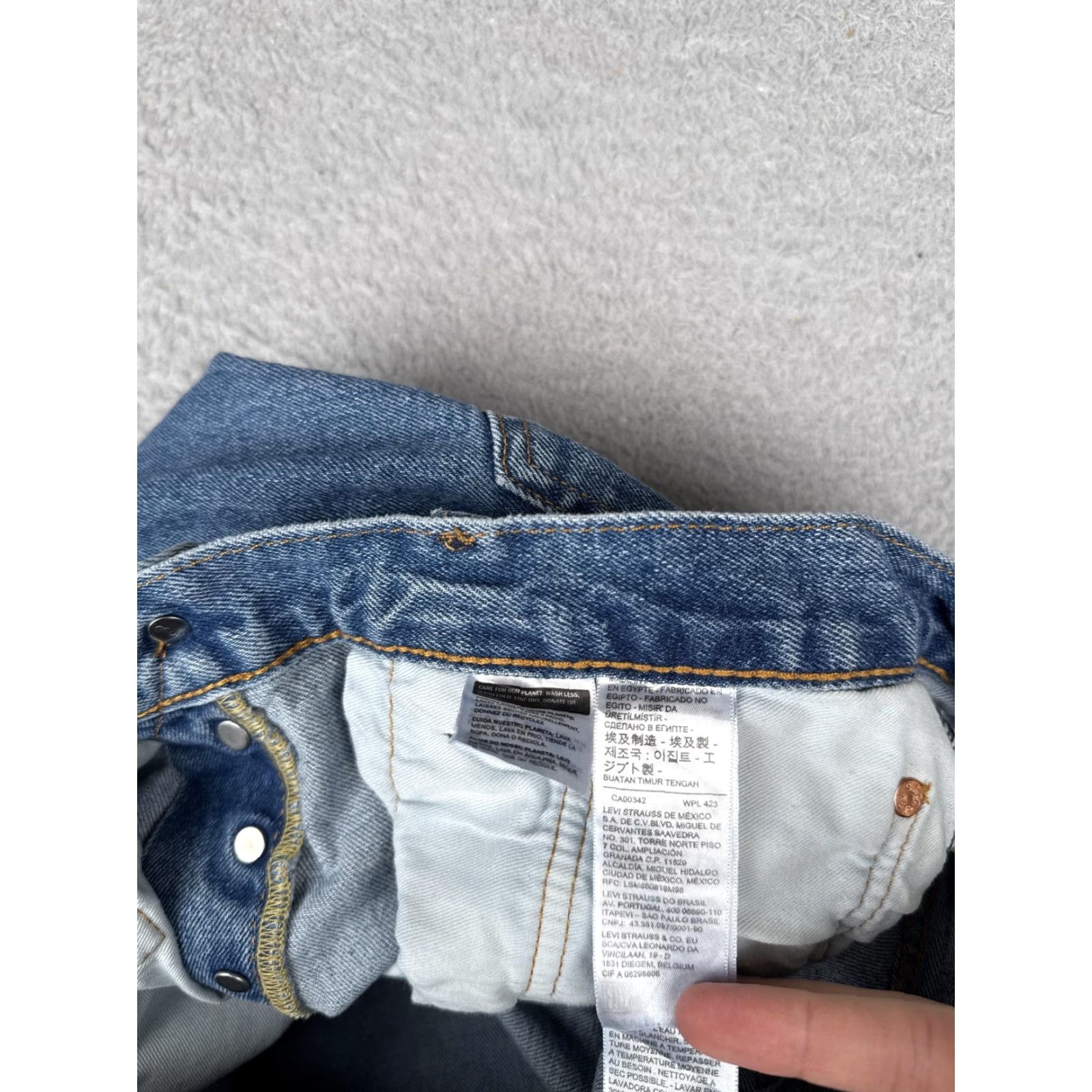 Levi's Levis Premium 501 93 Jeans Mens 32x32 Blue Straight Button Fly Abstract Graphic Size US 32 / EU 48 - 7 Thumbnail