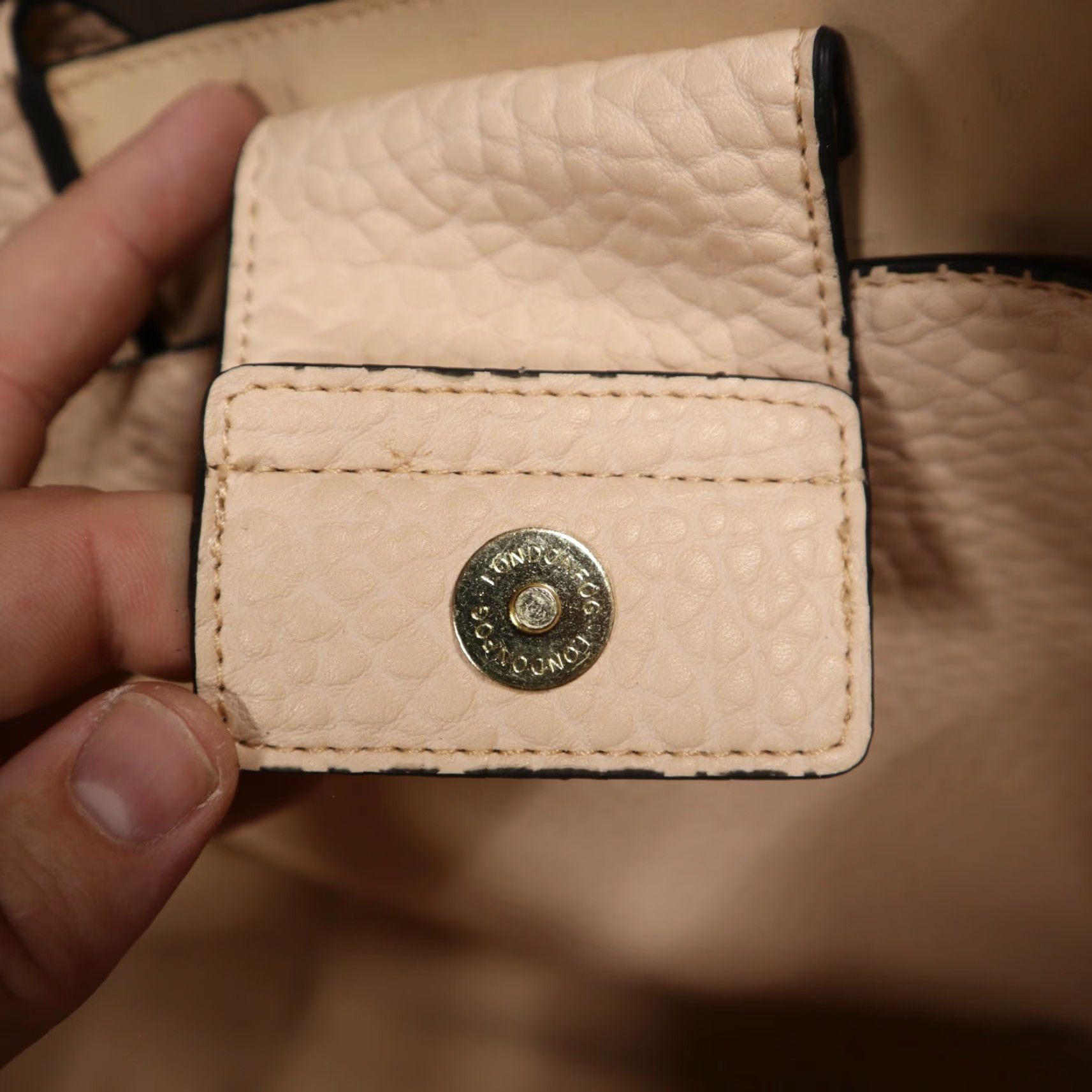 London Fog London Fog Purse Hobo Bag Women Medium Tan Cognac Brown Faux Leather Zip Purse, Bag Charm, Inner Pockets, Casual, Satin? Size ONE SIZE - 4 Thumbnail