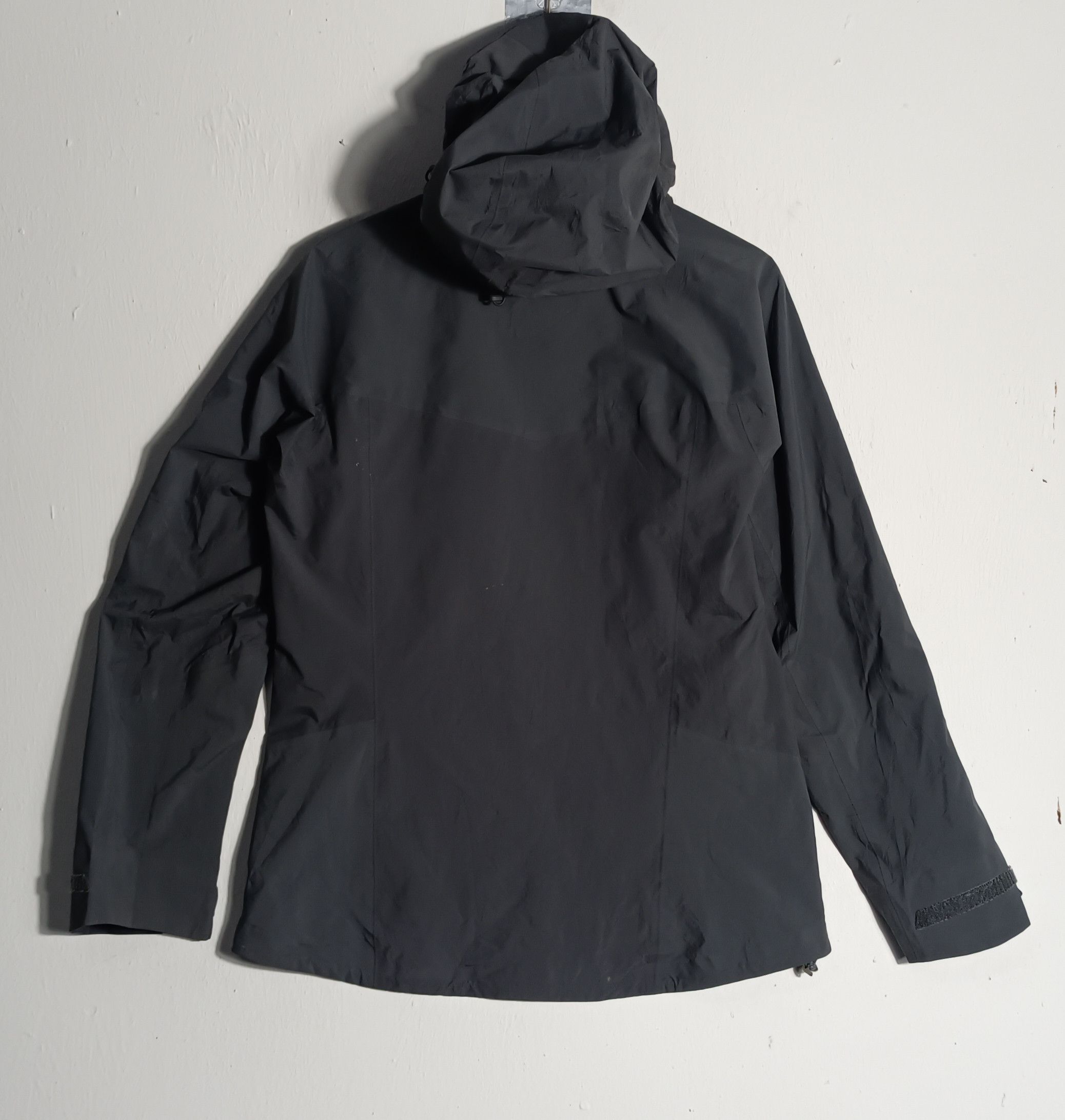 Goretex × Haglofs Spitz Jacket Women Magnetite Size M / US 6-8 / IT 42-44 - 2 Thumbnail