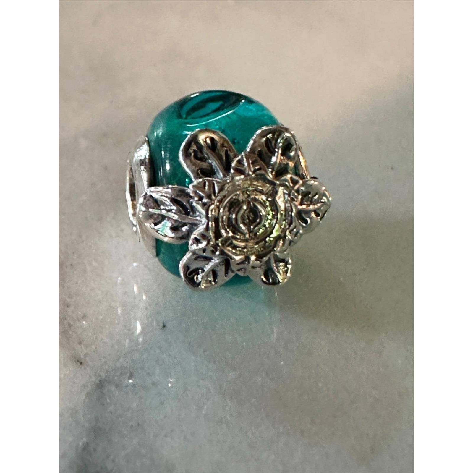 pandora Authentic Pandora Sparkling Flower Green Murano Glass Charm Size ONE SIZE - 2 Thumbnail
