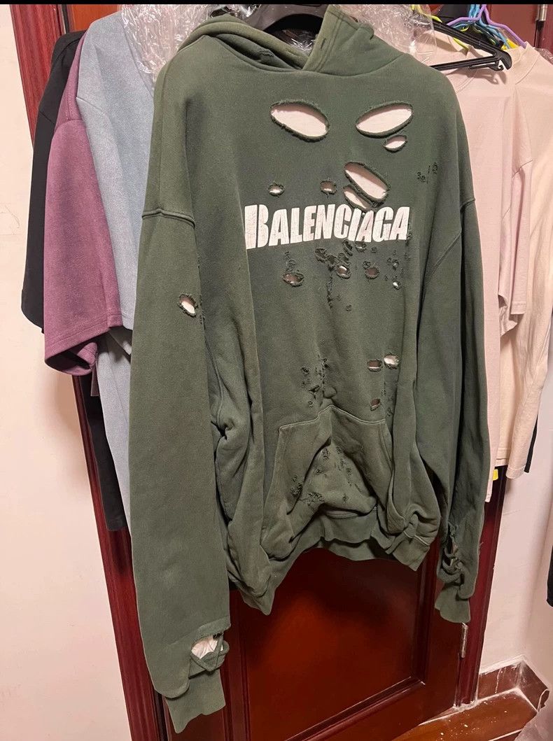 Balenciaga Balenciaga Destroy the dark green sweater Size US XXS / EU 40 - 1 Thumbnail