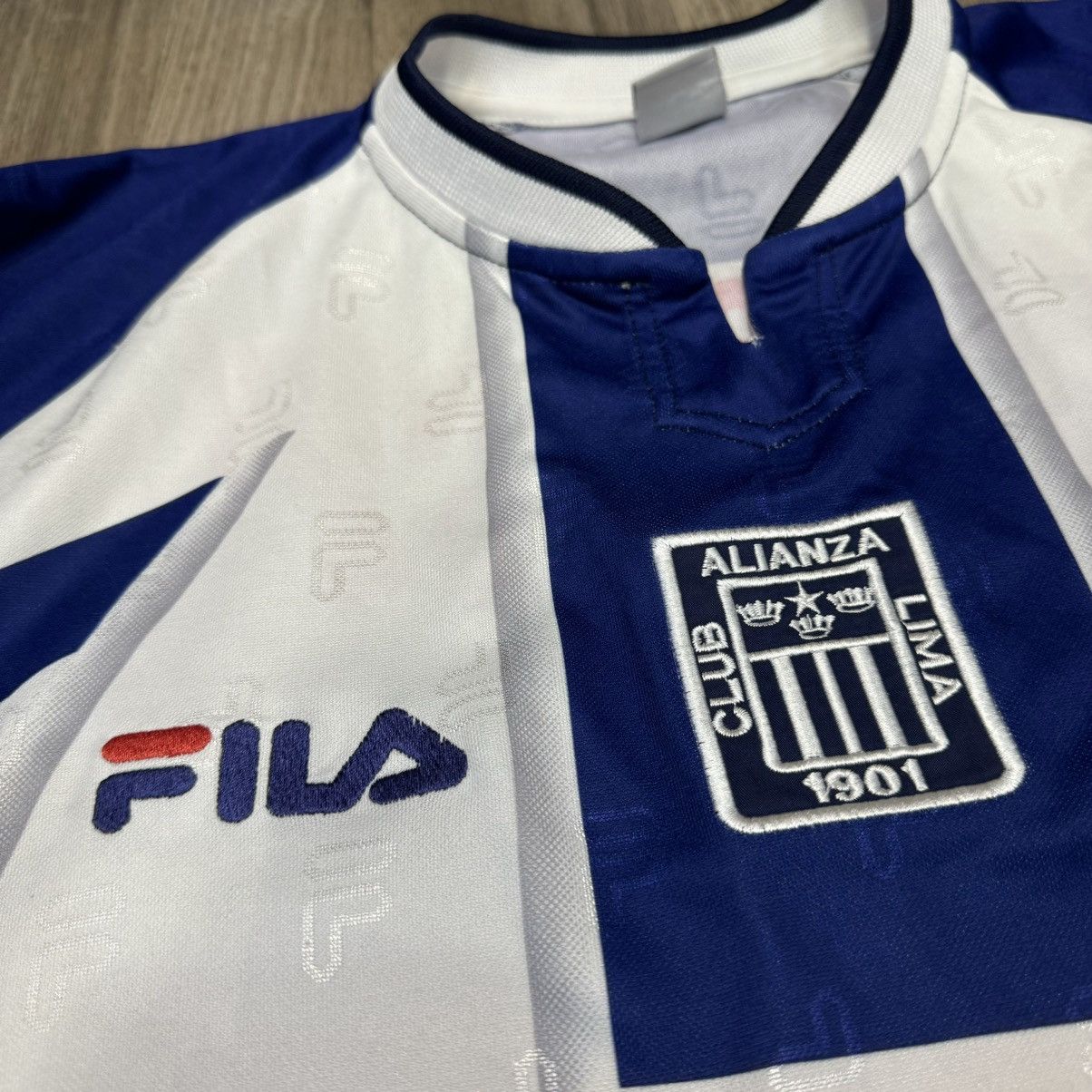 Fila Alianza Lima 03/04 champion special jersey Size US XL / EU 56 / 4 - 5 Thumbnail