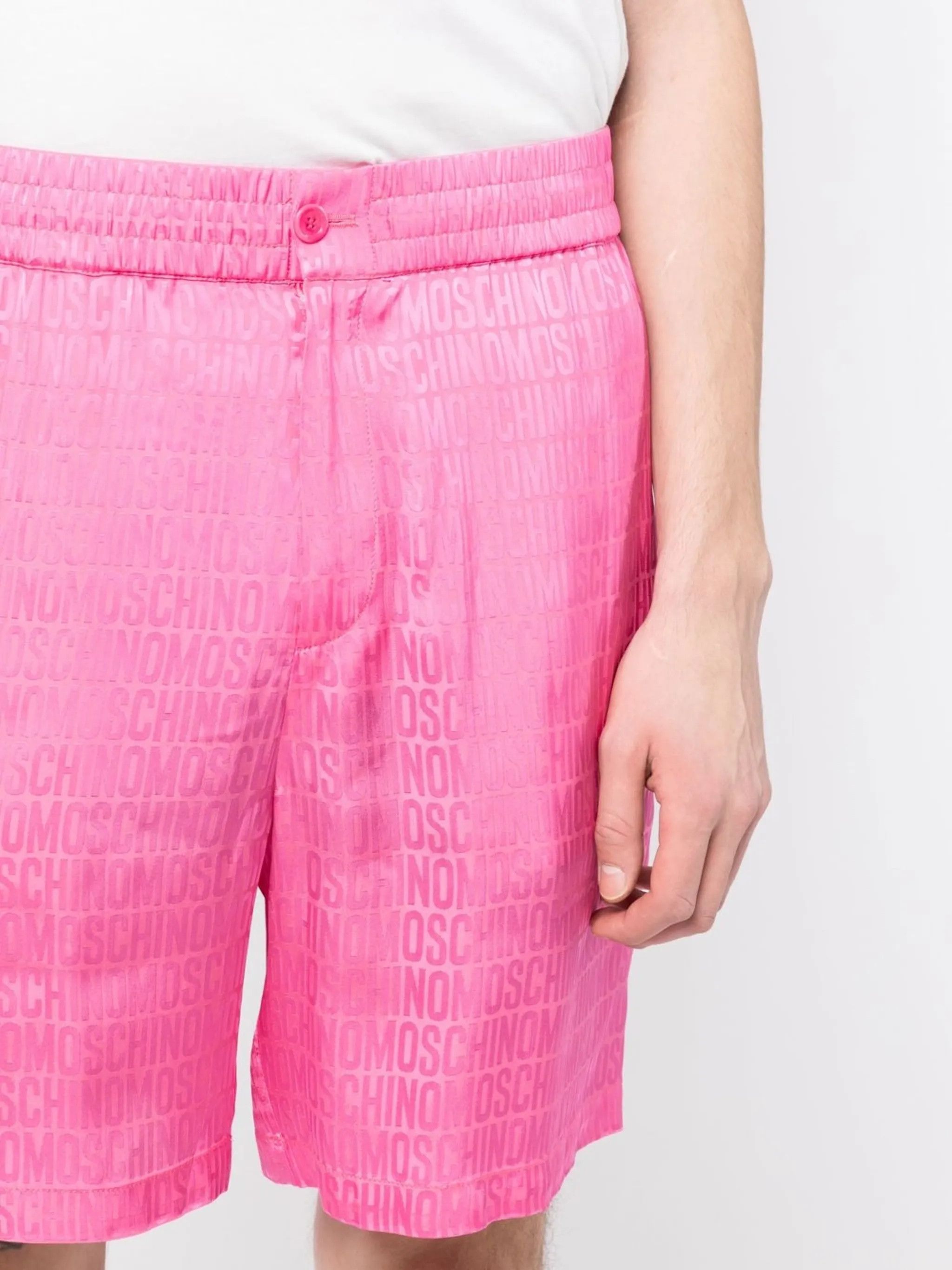 Moschino o1y0225 Logo Short in Pink Size US 34 / EU 50 - 2 Thumbnail