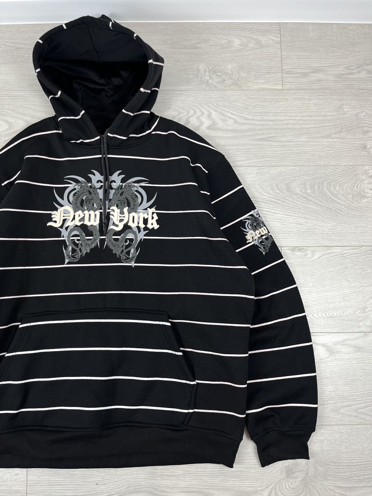 Vintage New York Vintage 00s Y2K Style Black Oversized Hoodie Size US XL / EU 56 / 4 - 2 Thumbnail
