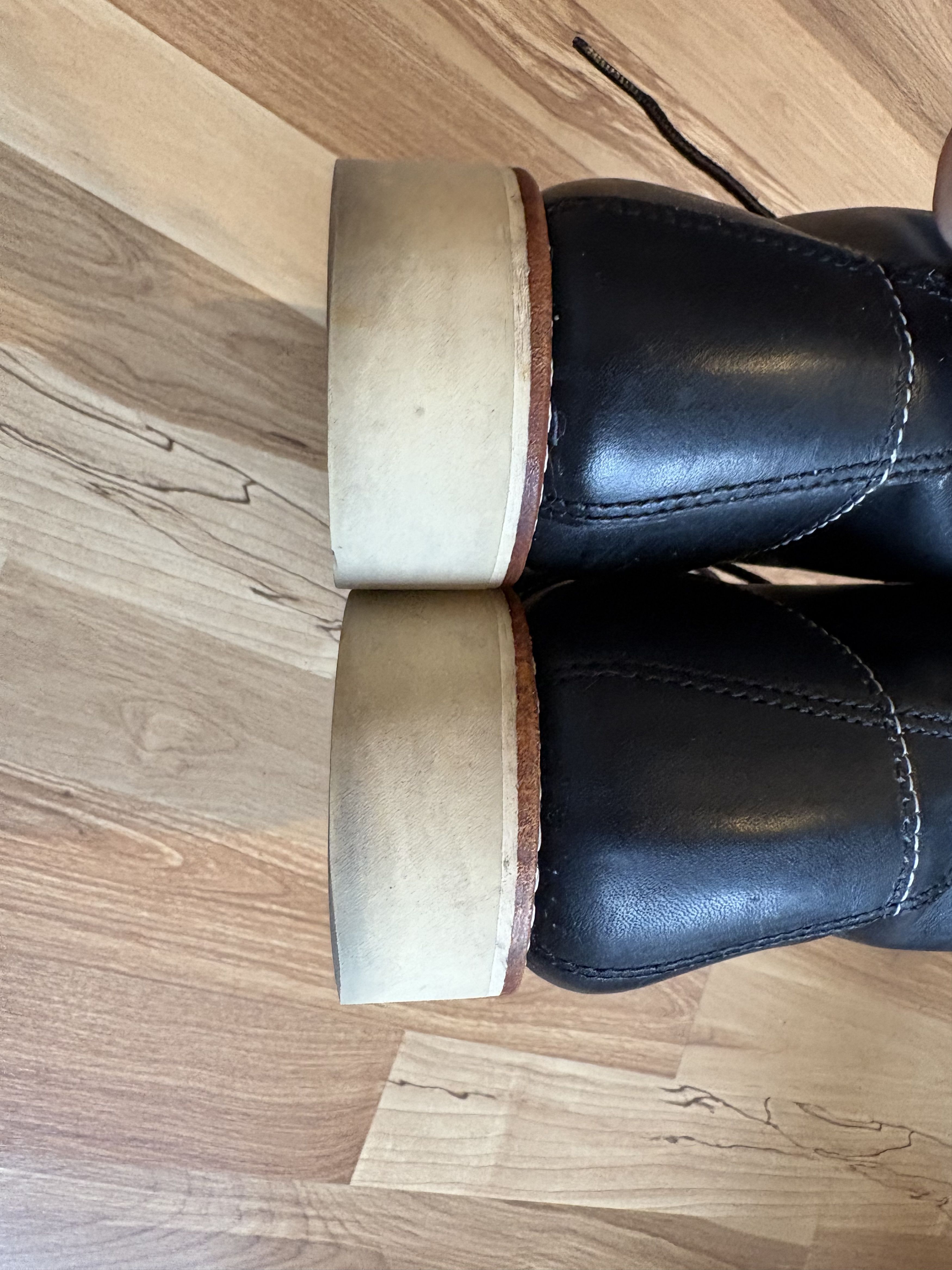 Red Wing Red Wing Women’s Heritage Classic Moc Boots Black Size US 8.5 / IT 38.5 - 5 Thumbnail
