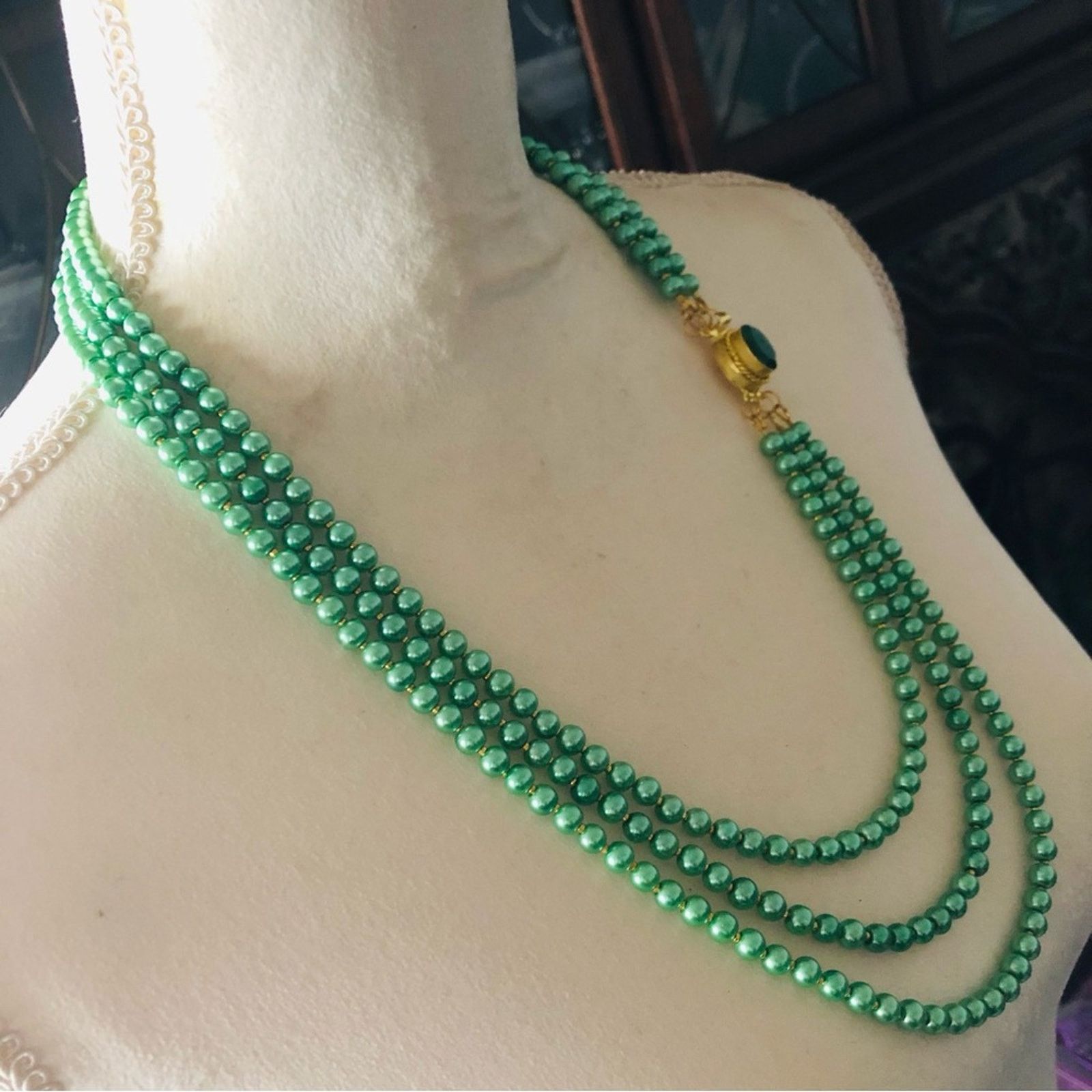 Handmade Handcrafted triple strand glass pearl emerald clasp neckla Size ONE SIZE - 3 Thumbnail