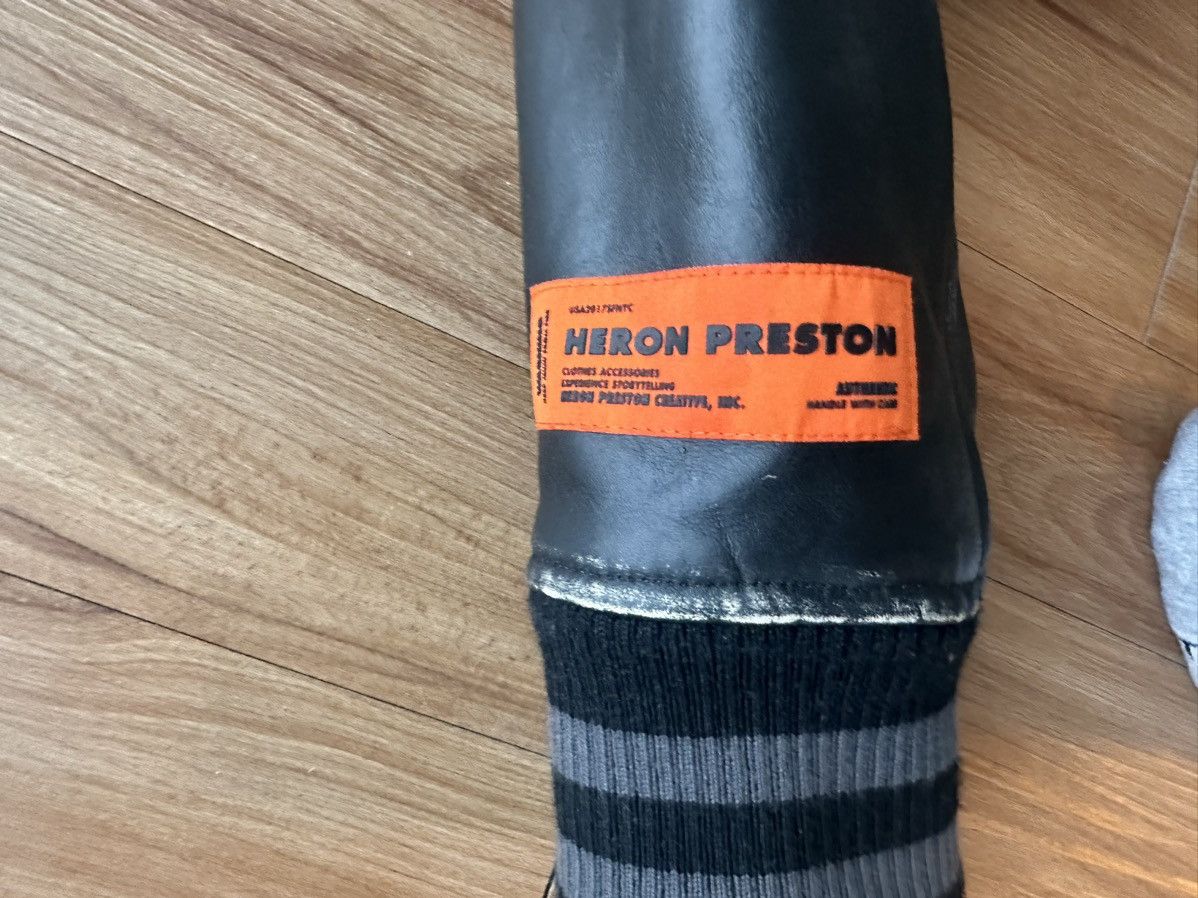 Heron Preston SOLD OUT Heron Preston Patched Crop Leather Varsity Jacket Size M / US 6-8 / IT 42-44 - 14 Thumbnail