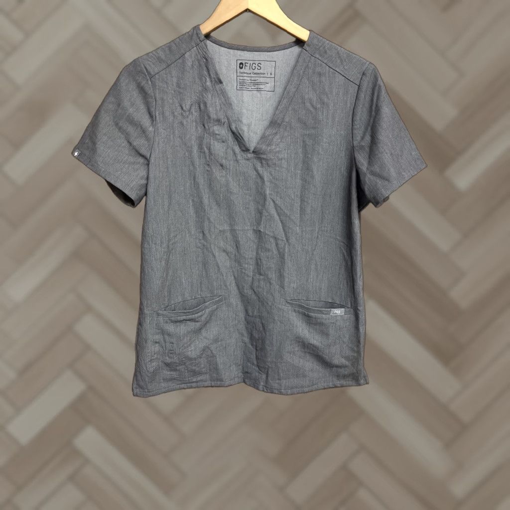 Vintage FIGS Scrub Top Womens Gray V Neck Three Pocket S Small FW1100 Casma Style Medical Shirt Female Size S / US 4 / IT 40 - 1 Thumbnail