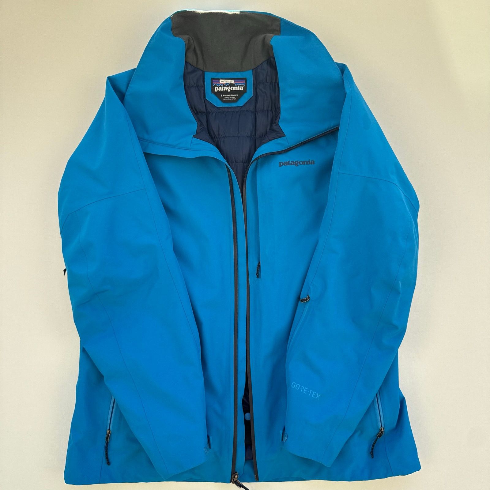 Patagonia Patagonia Women's Insulated Powder Bowl GORE-TEX Jacket Blue Size L / US 10 / IT 46 - 1 Thumbnail