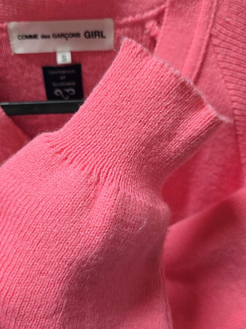 Comme des Garcons Comme des Garcons Girl is a pink wool cardigan Size S / US 4 / IT 40 - 6 Thumbnail