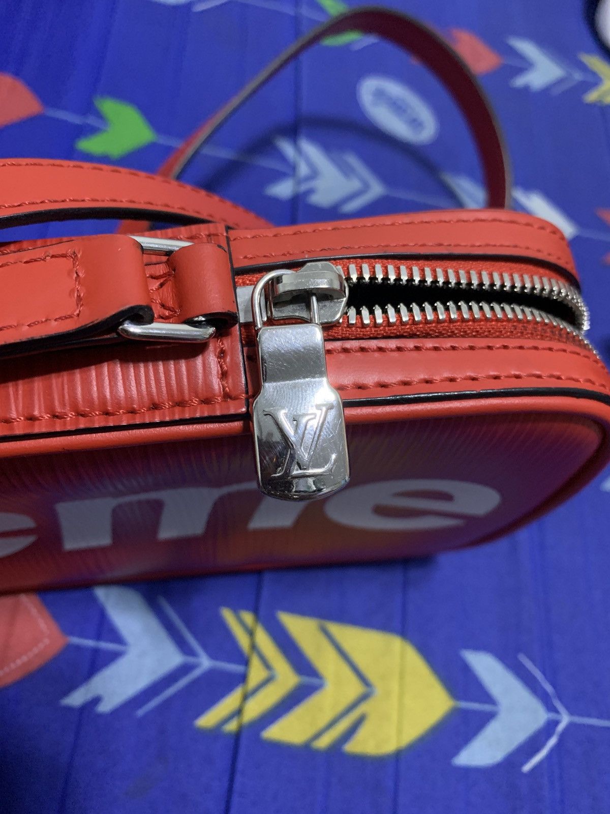 Louis Vuitton × Supreme Louis Vuitton x Supreme Danube Epi PPM in red Size ONE SIZE - 4 Thumbnail