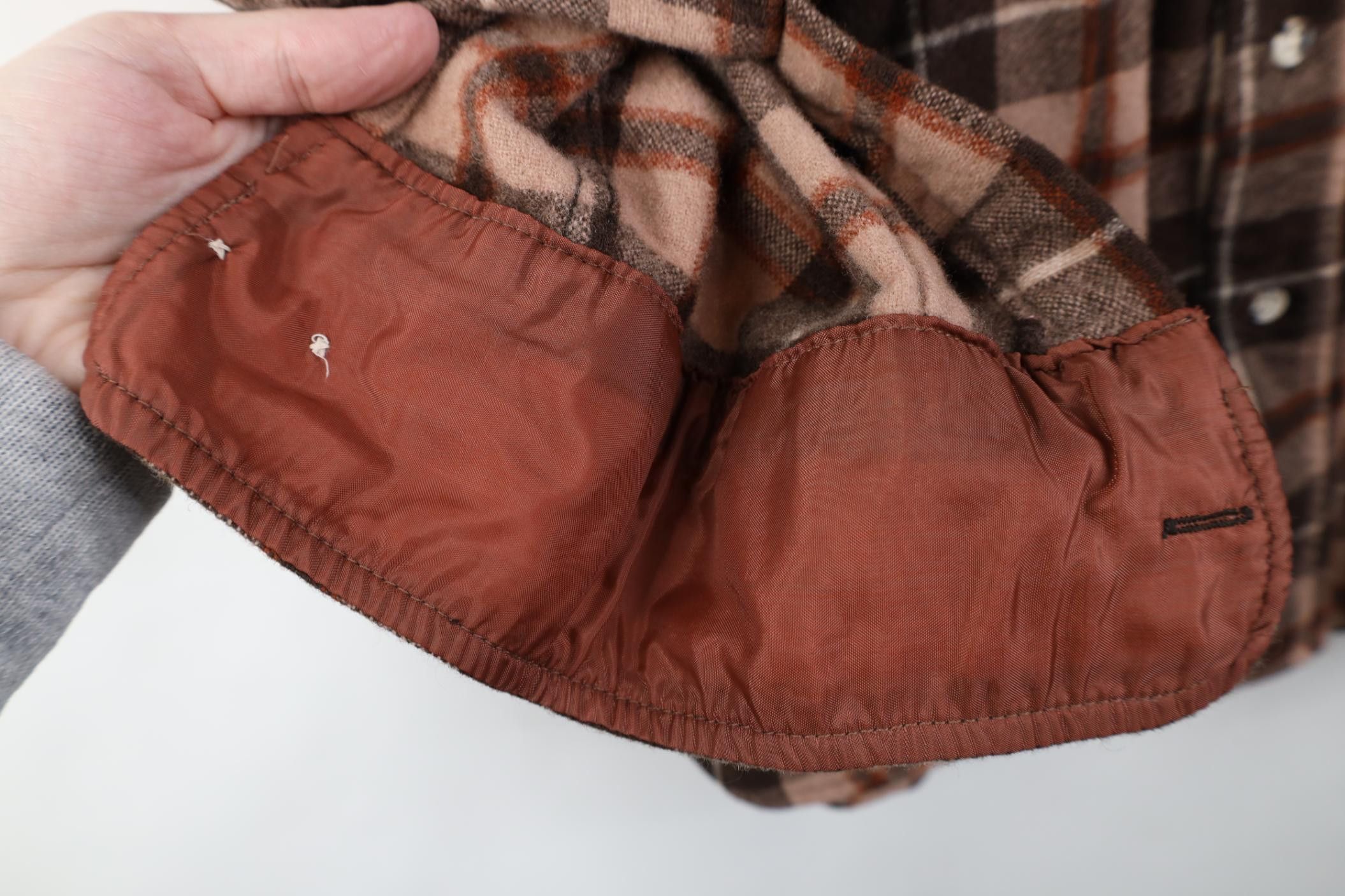Vintage Vintage 70s Streetwear Wool Knit Board Button Shirt Plaid Size US L / EU 52-54 / 3 - 5 Thumbnail