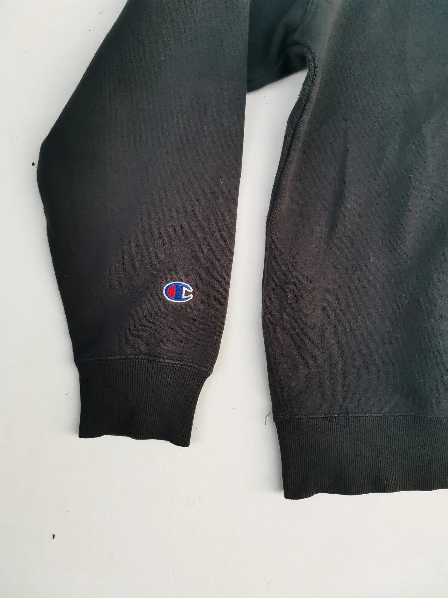 Champion Champion Embroidered Small Logo Sweatshirt Size US L / EU 52-54 / 3 - 5 Thumbnail