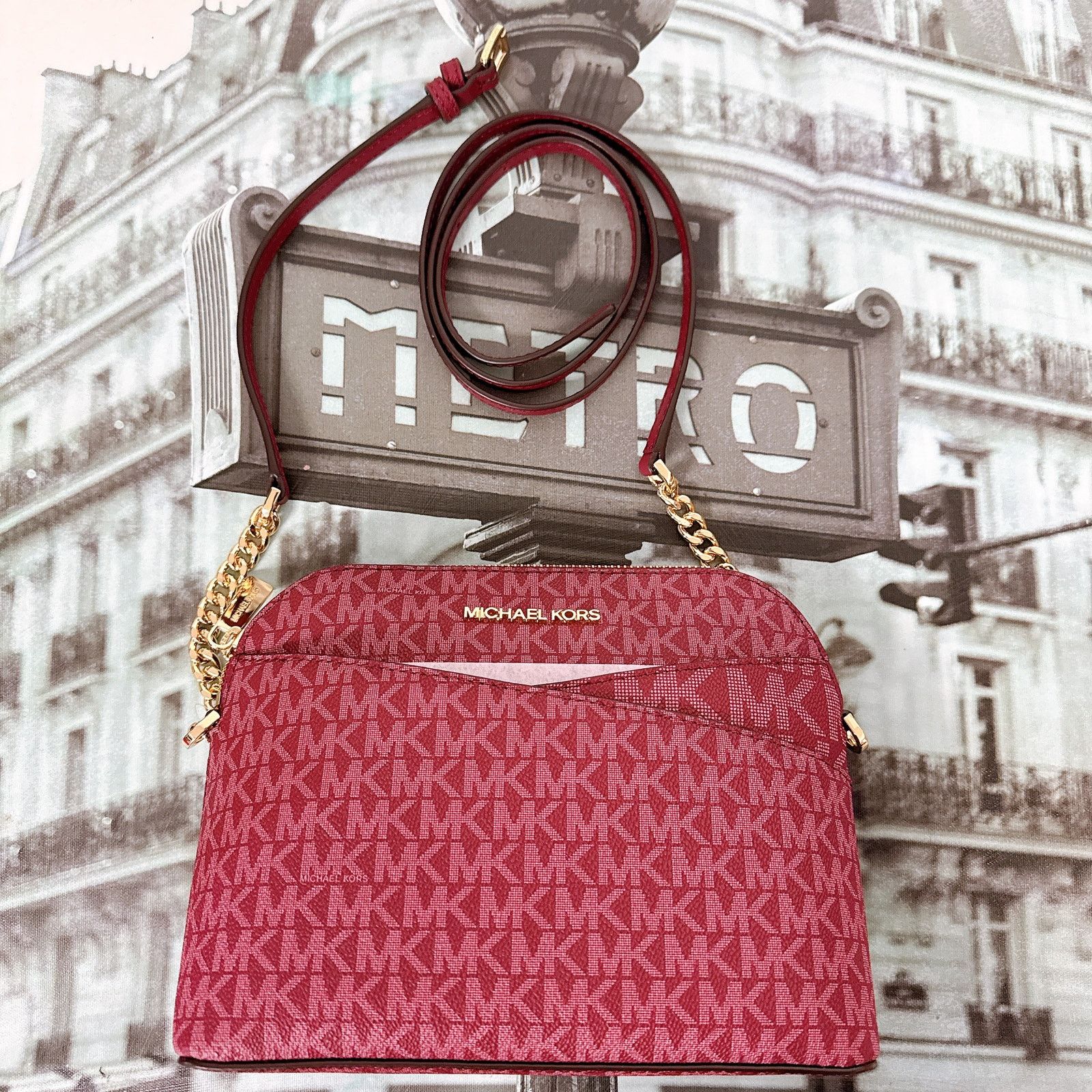 Michael Kors Michael Kors 35F1GTVC65 Jet Set Travel Medium Dome Crossbody Size ONE SIZE - 1 Thumbnail
