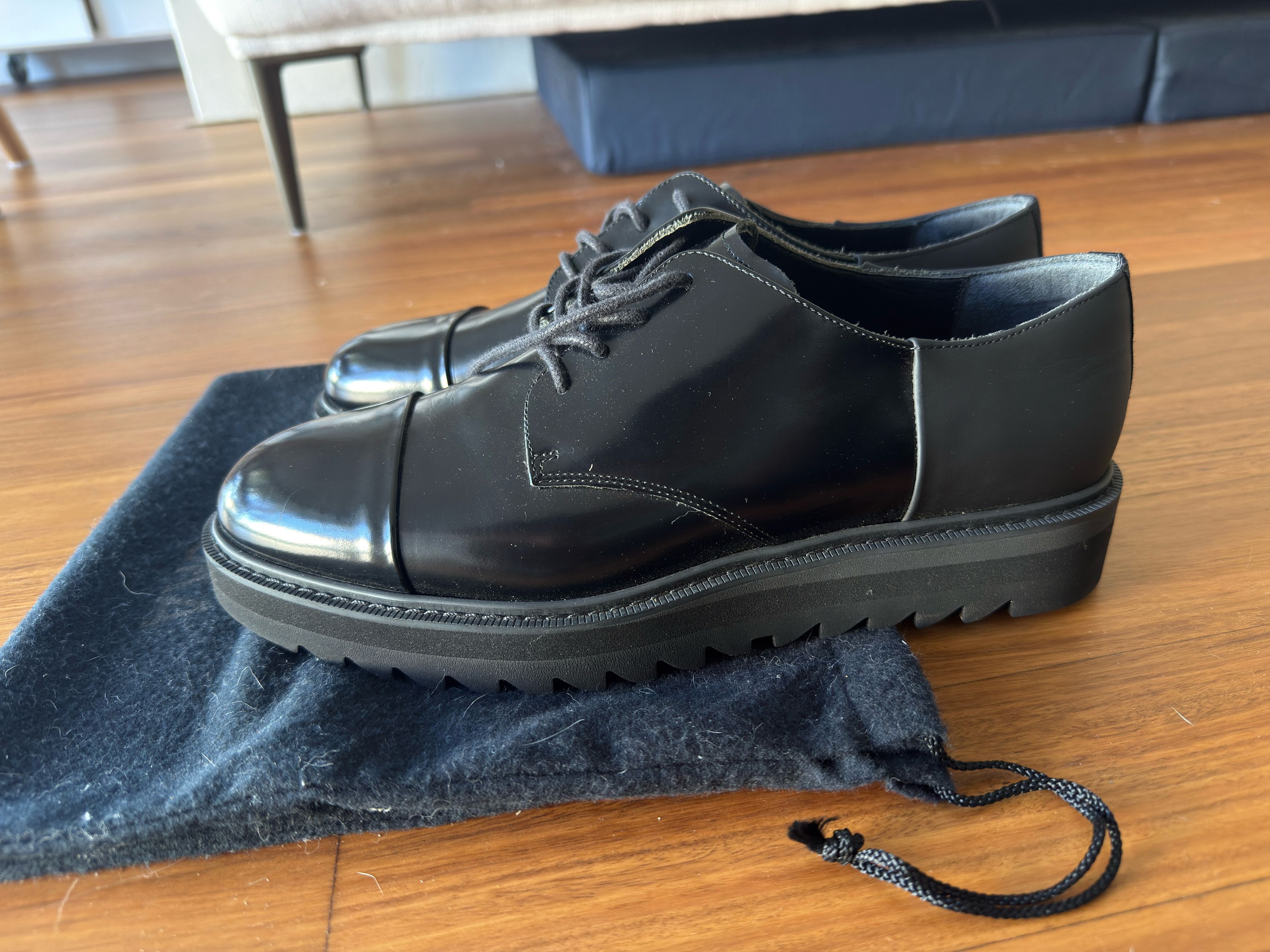 Onitsuka Tiger Onitsuka Tiger Derby "Black Polished Leather" Size US 10 / EU 43 - 1 Thumbnail