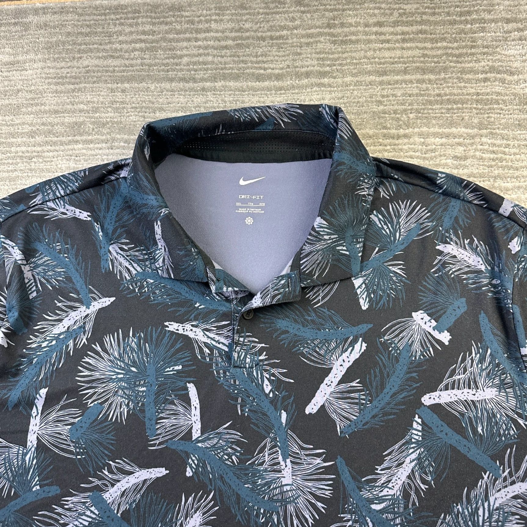 Nike Nike Shirt Mens 2XL Polo Blue Ombre Tour All Over Print Dri Fit Golf Size US XXL / EU 58 / 5 - 3 Thumbnail