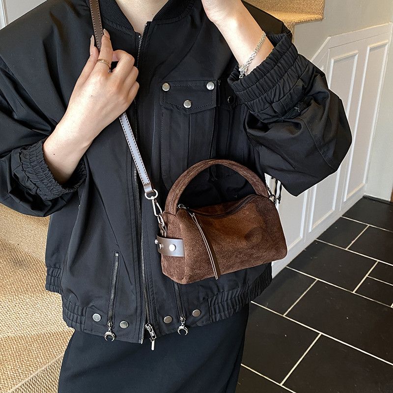 Leather Retro Luxe Mini Bucket Bag Size ONE SIZE - 9 Thumbnail