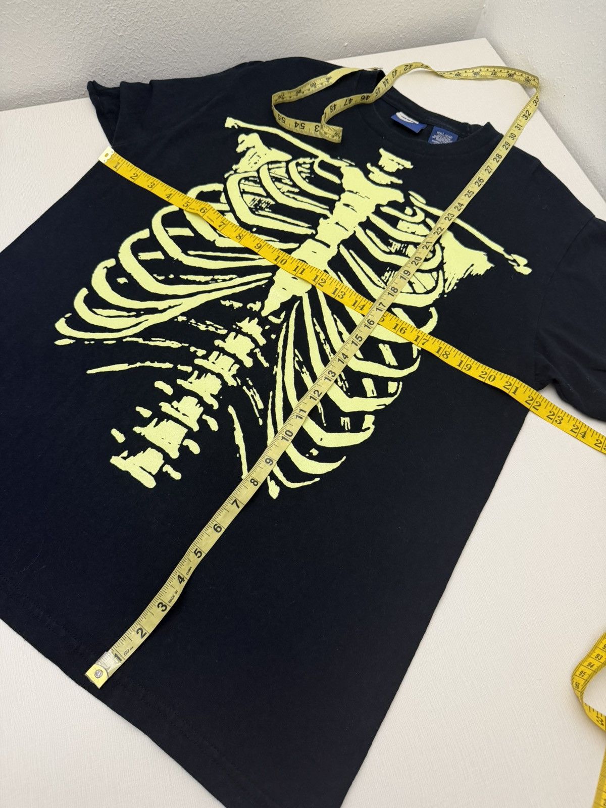 Vintage Vintage Y2K Skeleton T-shirt Glow In The Dark Ribcage Size US L / EU 52-54 / 3 - 5 Thumbnail