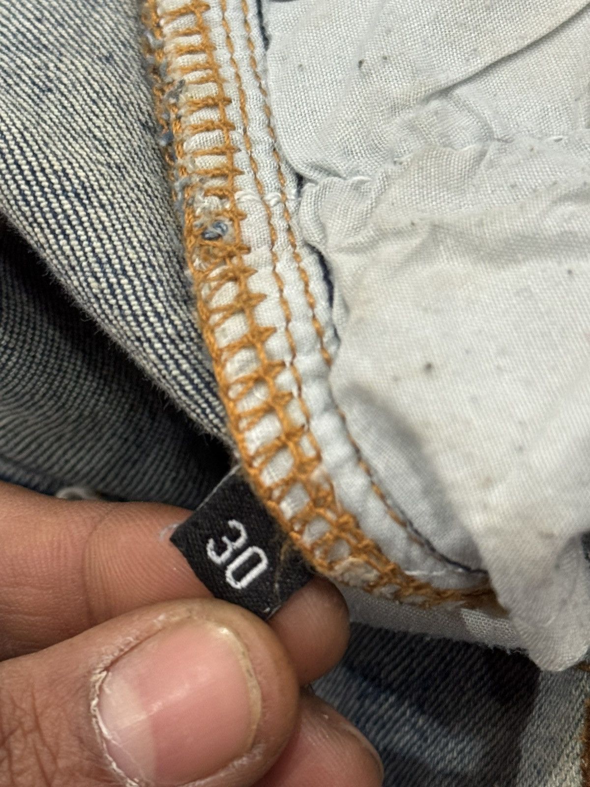 Gucci Gucci Light Wash Distressed Skinny Jeans Size US 30 / EU 46 - 10 Thumbnail