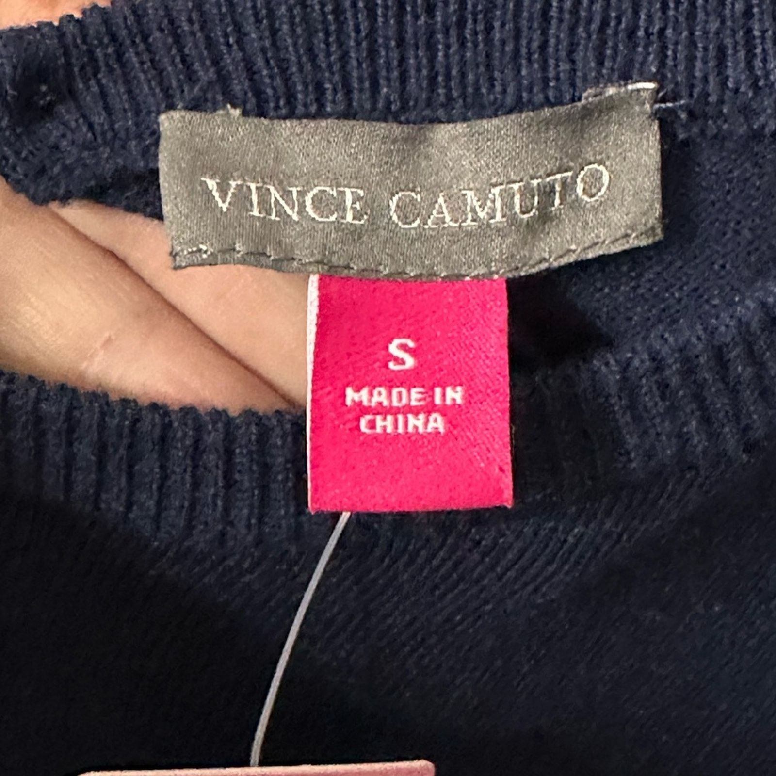 Vince Camuto Vince Camuto Lightweight Pearl Button Short Sleeve Sweater Size S / US 4 / IT 40 - 5 Thumbnail