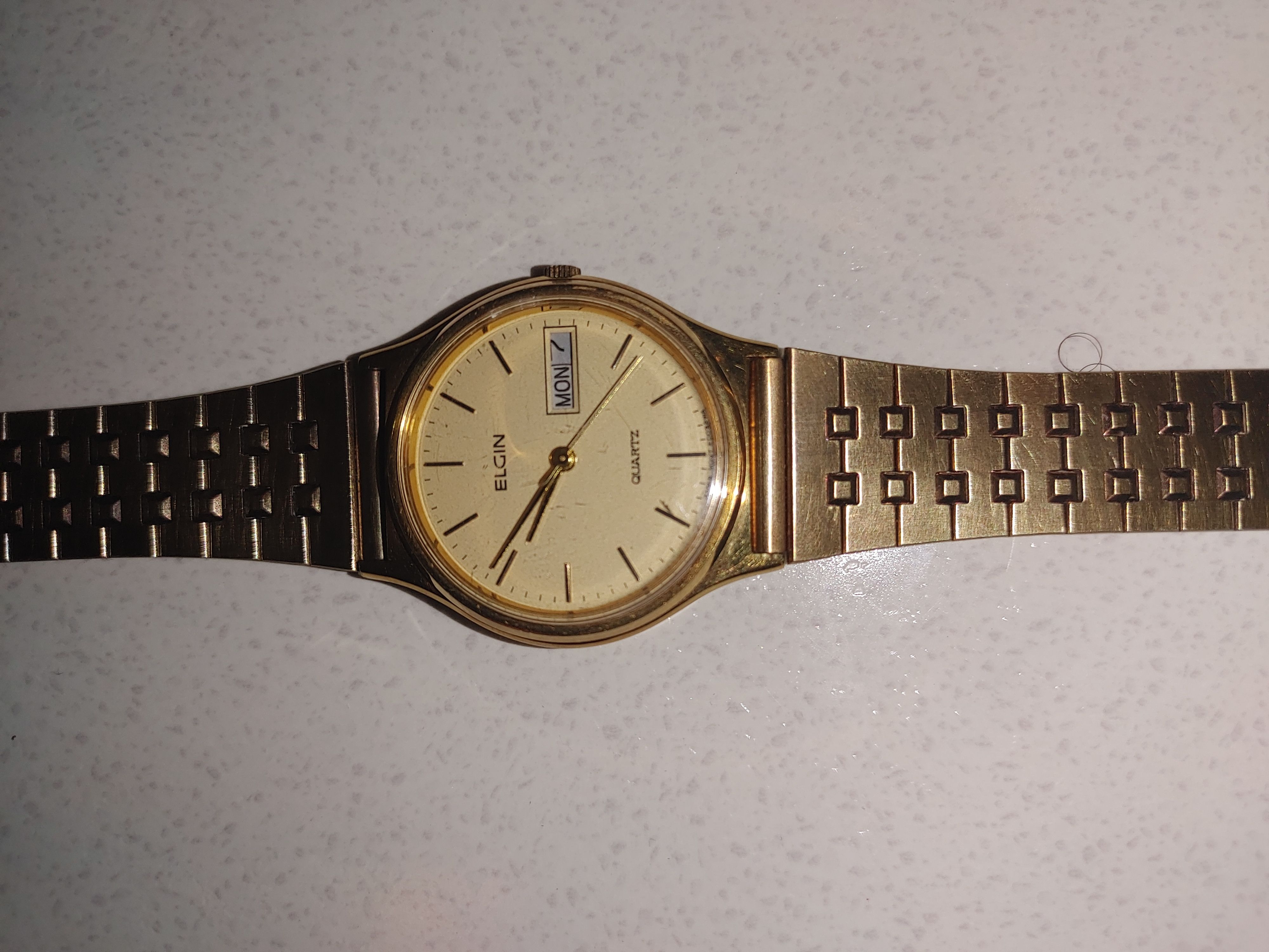 Johnstons Of Elgin gold-tone Elgin quartz with a day-date indicator Size ONE SIZE - 6 Thumbnail