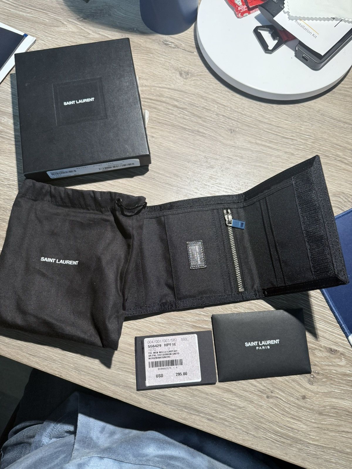 Yves Saint Laurent Ysl saint laurent Velcro wallet Size ONE SIZE - 1 Thumbnail
