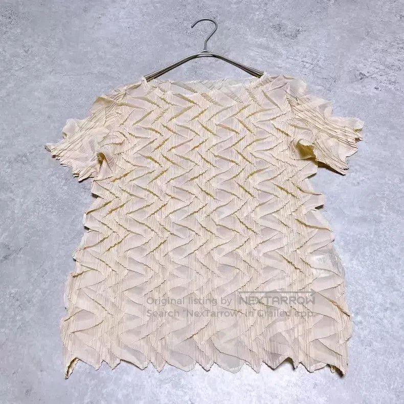 Issey Miyake Issey Miyake White Label Deformed Top Size M / US 6-8 / IT 42-44 - 1 Thumbnail