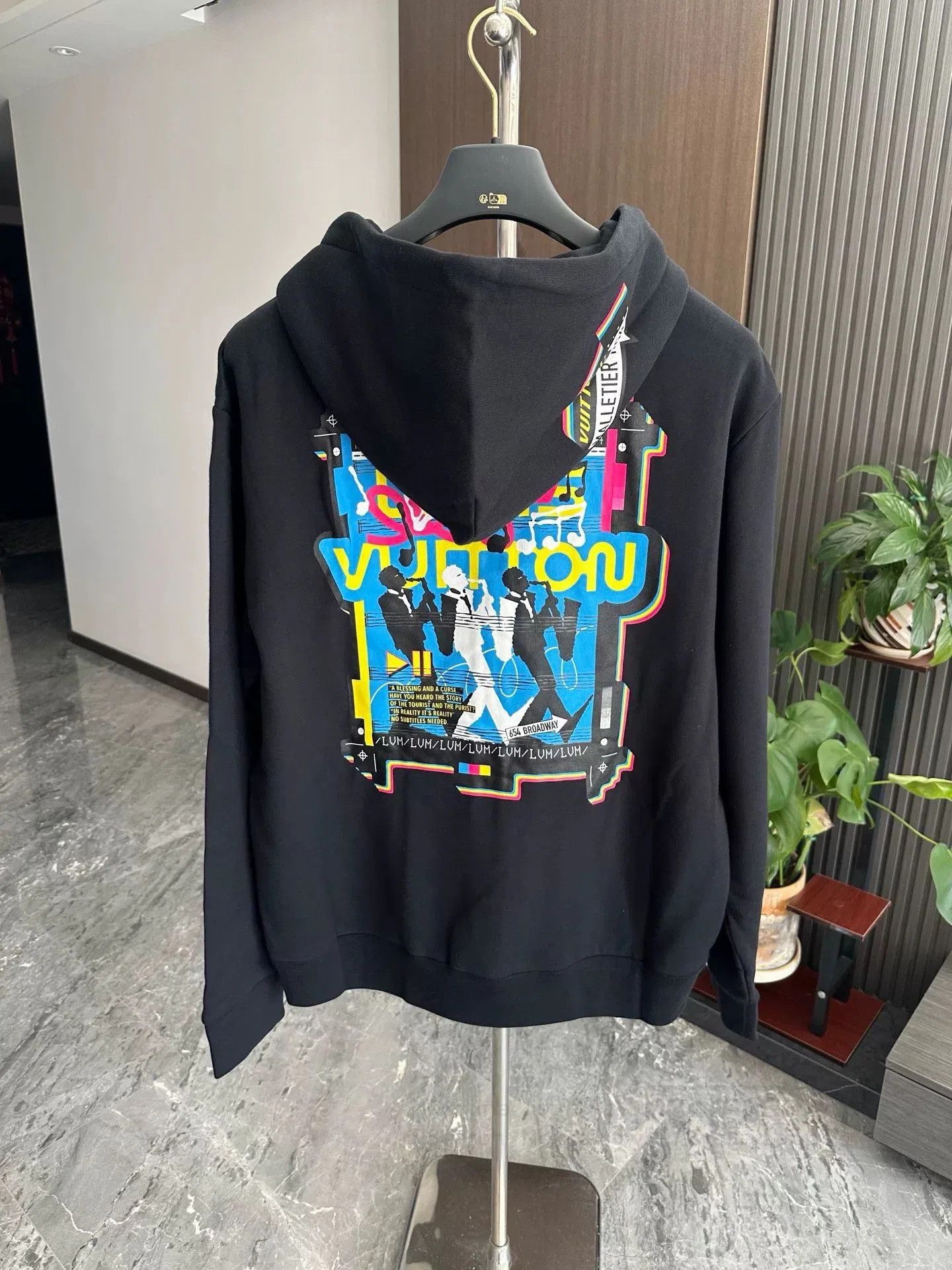 Louis Vuitton LV Painted Graffiti Black Hooded Zip Sweatshirt. Size US L / EU 52-54 / 3 - 2 Thumbnail