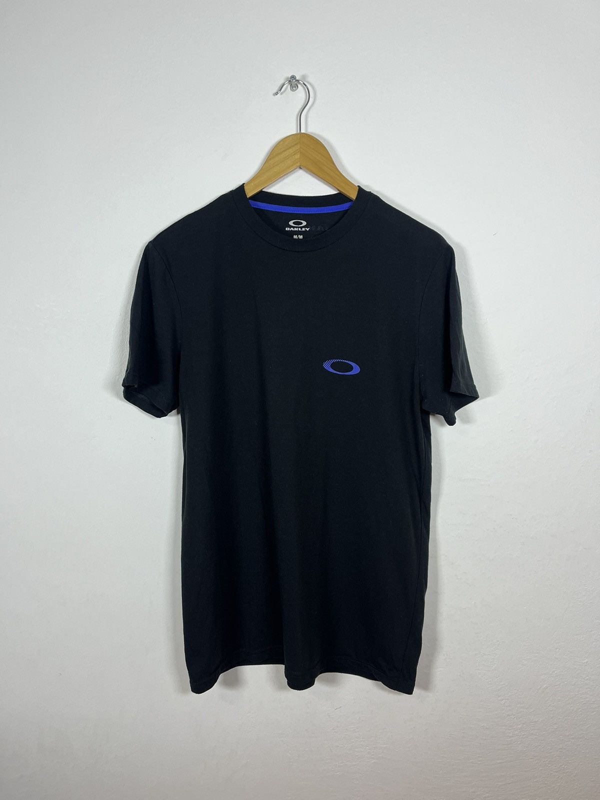 Oakley Oakley T-Shirt Vintage Streetwear Y2K Gorpcore Size US M / EU 48-50 / 2 - 1 Thumbnail