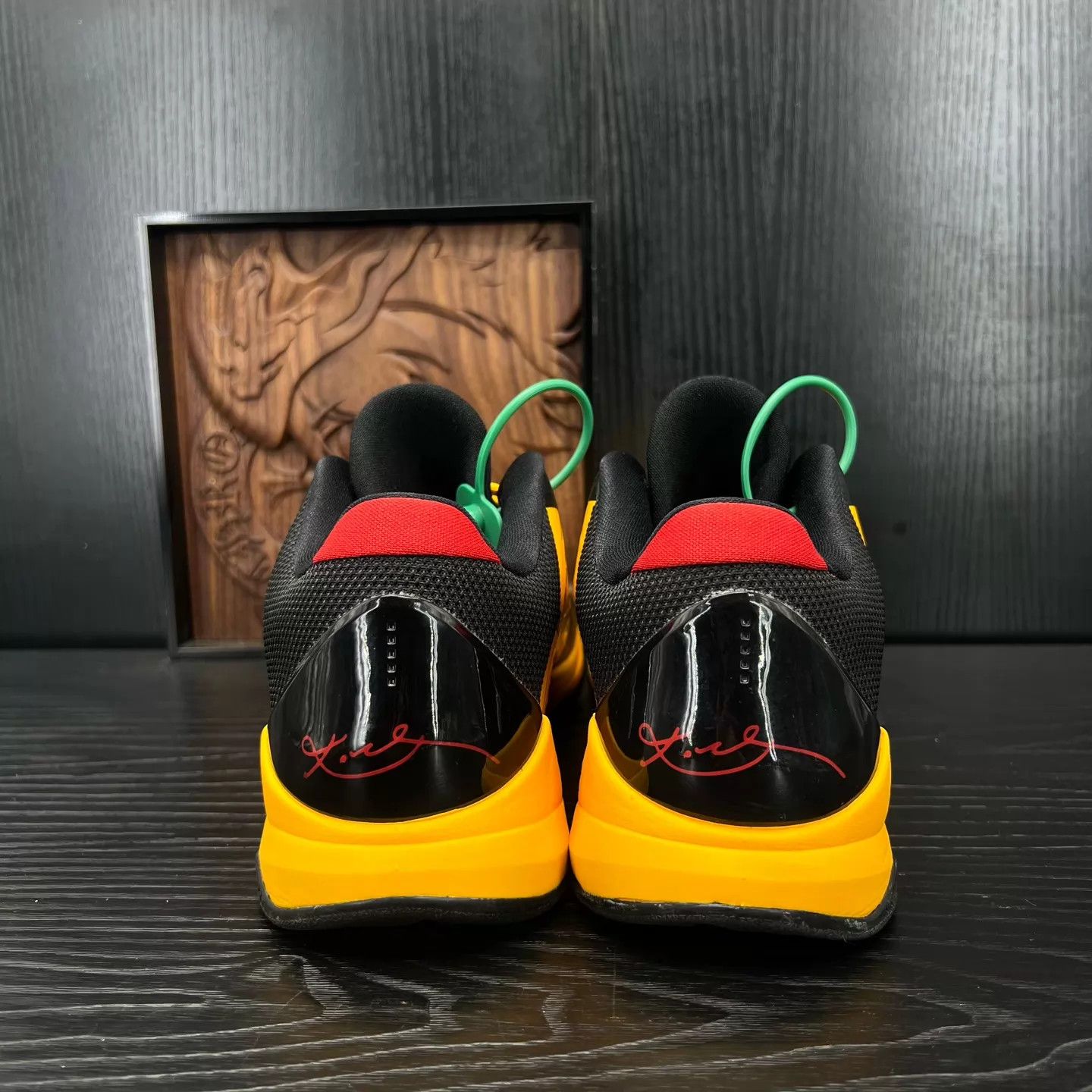 Nike Kobe 5 Bruce Lee Black/Yellow 42 Worn Once, 99 New Size US 8.5 / EU 41-42 - 4 Thumbnail