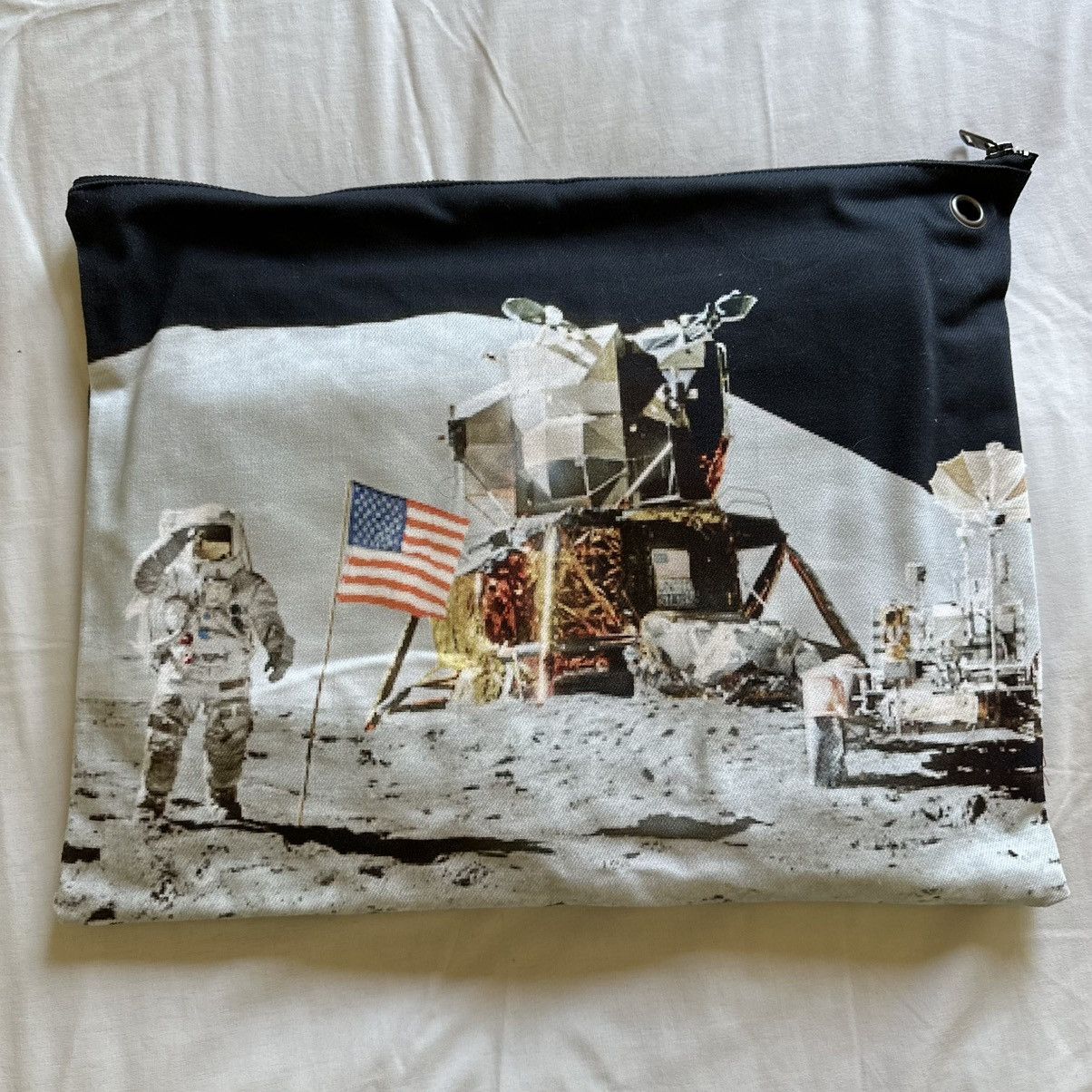 Calvin Klein 205W39NYC Moon Landing Jeans Size US 30 / EU 46 - 8 Thumbnail