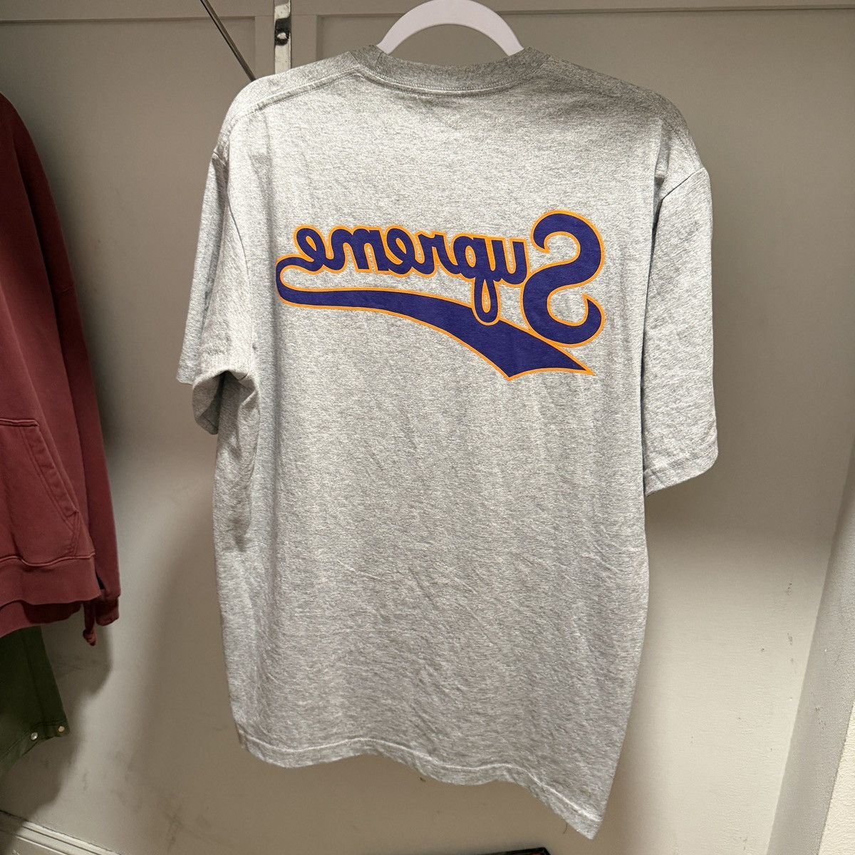 Supreme Supreme SS24 Backwards Tee T-Shirt Medium M Heather Grey Size US M / EU 48-50 / 2 - 1 Thumbnail