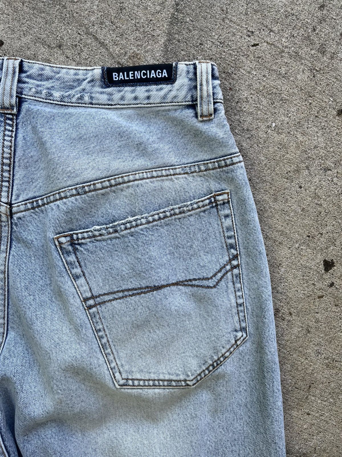 Balenciaga Balenciaga 2022 Baggy Jeans Size US 34 / EU 50 - 6 Thumbnail