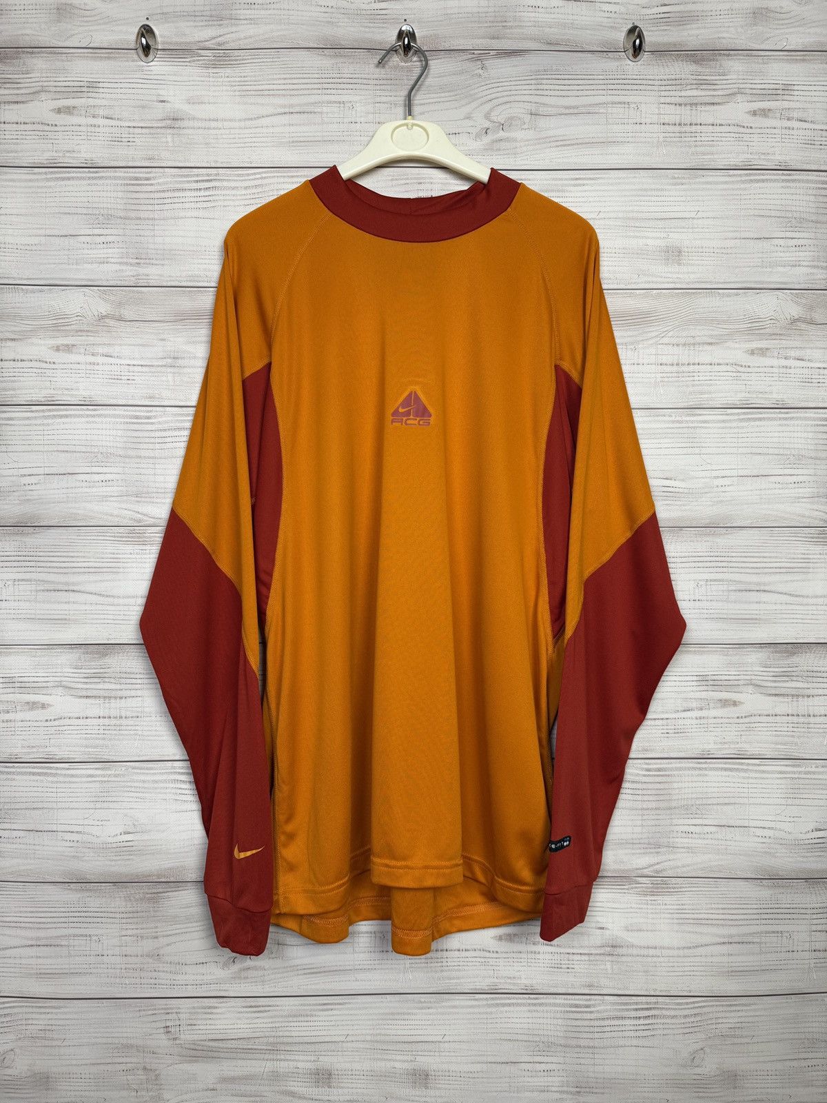 Nike ACG Vintage Nike Acg Thermo Longsleeve TermoFit Size US XL / EU 56 / 4 - 1 Thumbnail