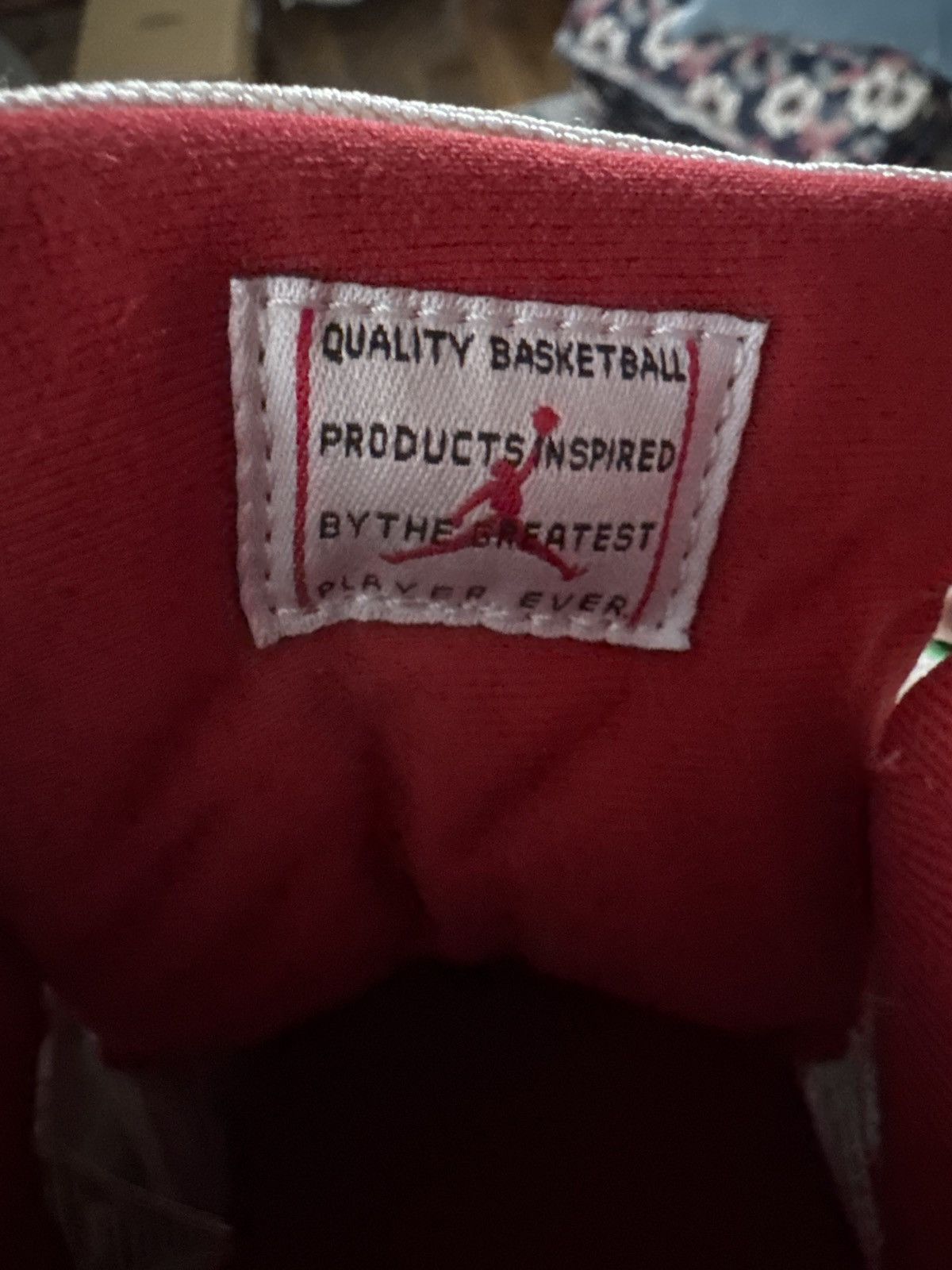 Jordan Brand Jordan 11 Retro - Cherry 2022 Size US 9.5 / EU 42-43 - 7 Thumbnail