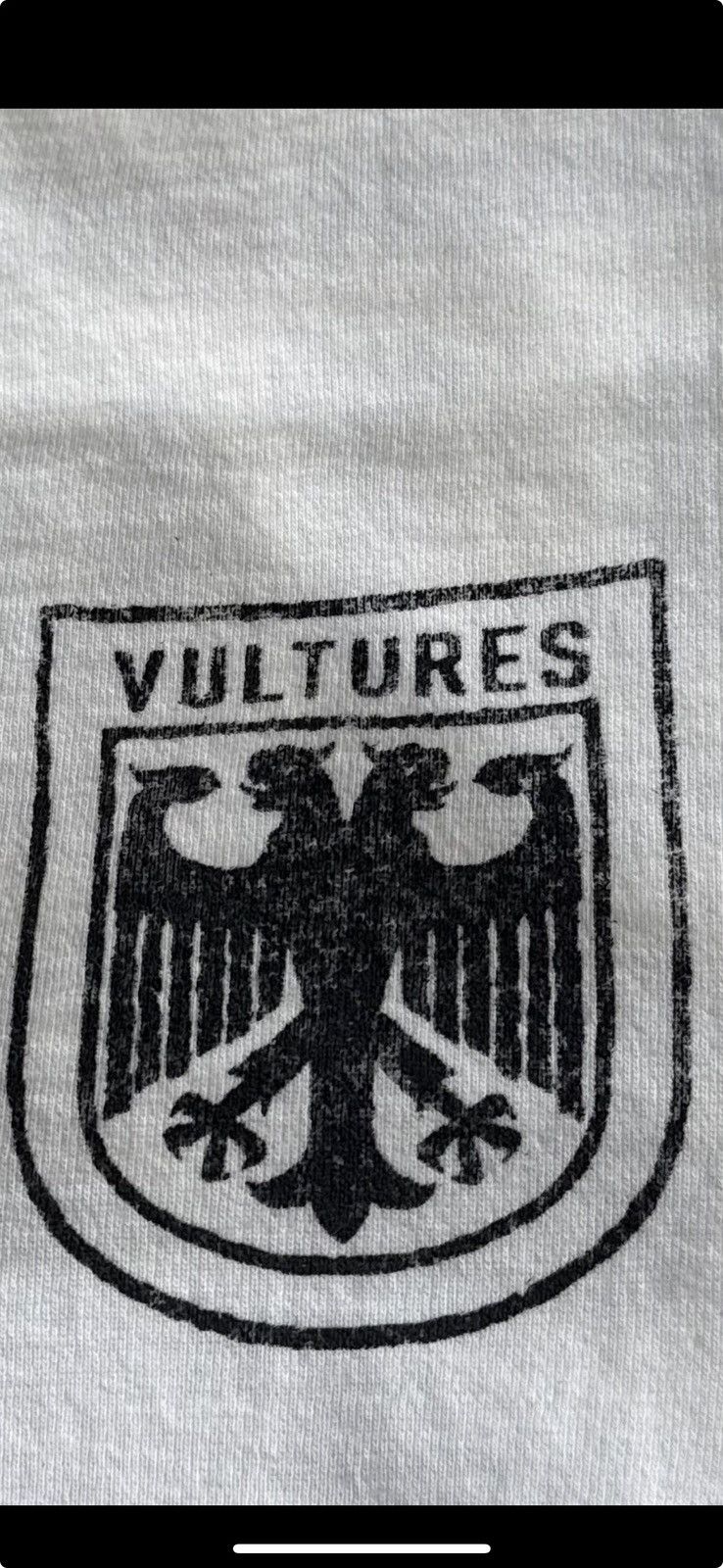 Gosha Rubchinskiy × Kanye West × Yeezy Size 2 Yeezy Vultures Long T White Tee Shirt Yzy Tour (Flaw) Size US L / EU 52-54 / 3 - 5 Thumbnail