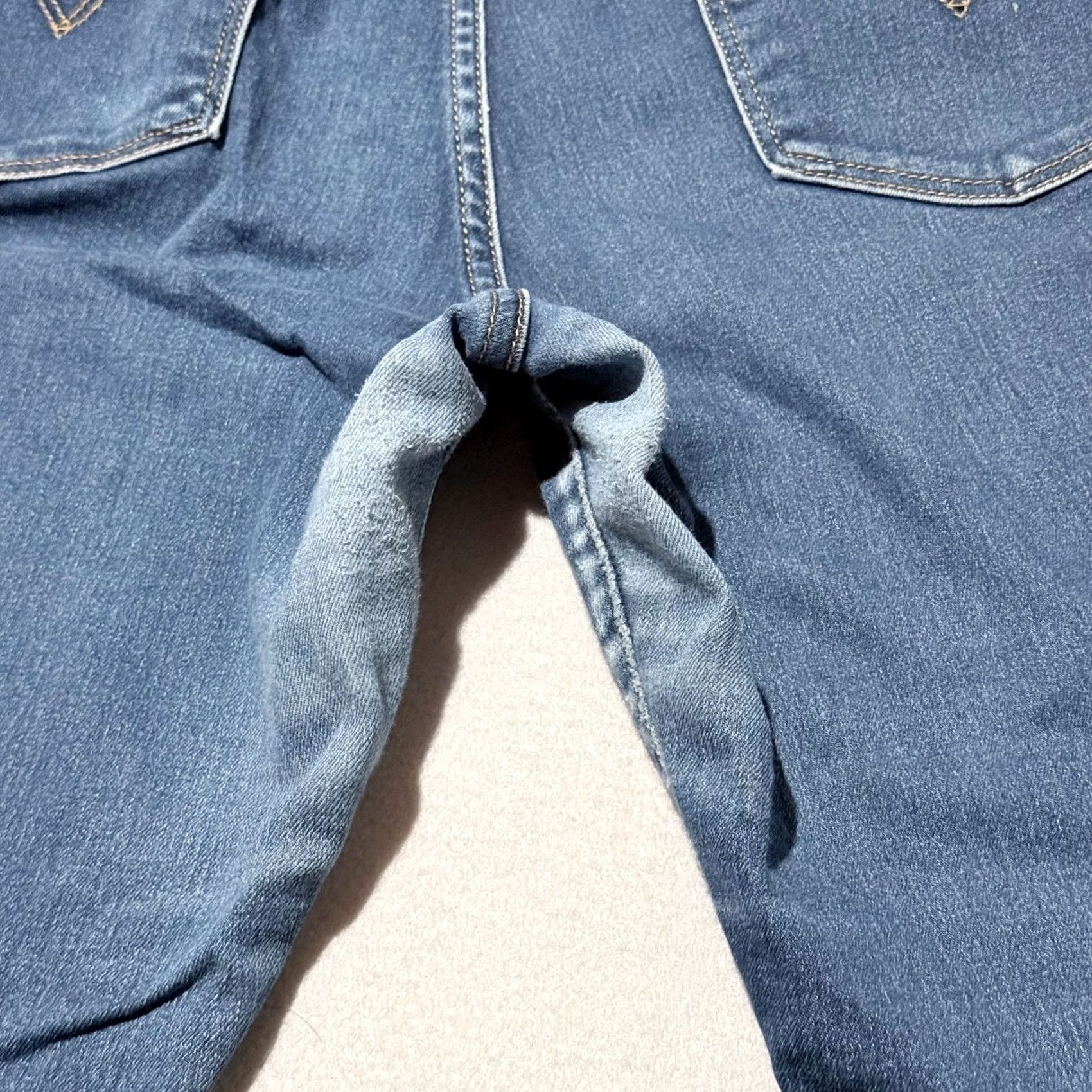 Levi's Levi's 311 Shaping Skinny Jeans Women's 32 Dark Wash Denim Slim Zip Fly - Stains Jeans Blue Women 90s Vintage Style Size 24" / US 00 / IT 34 - 7 Thumbnail