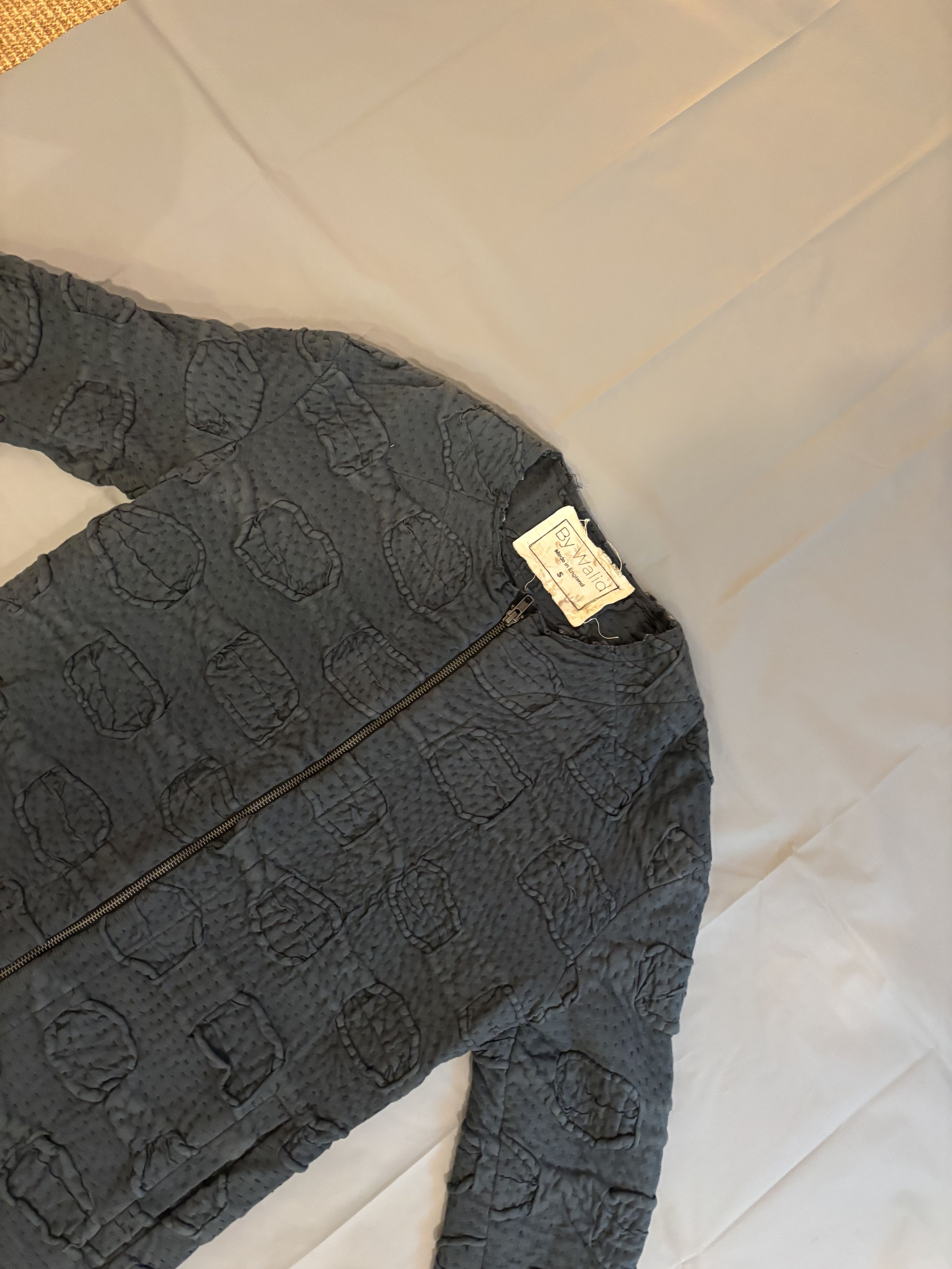 By Walid Pull cardigan zippé By Walid à motifs brodés en tbe Size US S / EU 44-46 / 1 - 4 Thumbnail