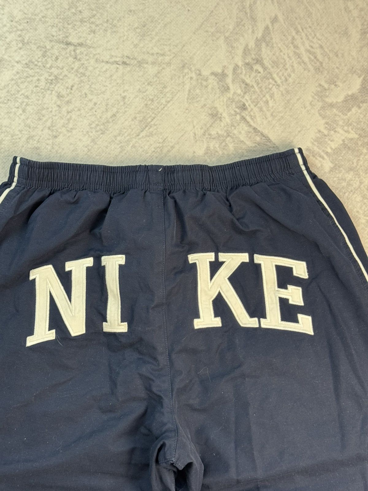 Nike × Vintage NIKE VINTAGE BASIC LOGO OVERSIZE BAGGY PANTS Size US 32 / EU 48 - 10 Thumbnail