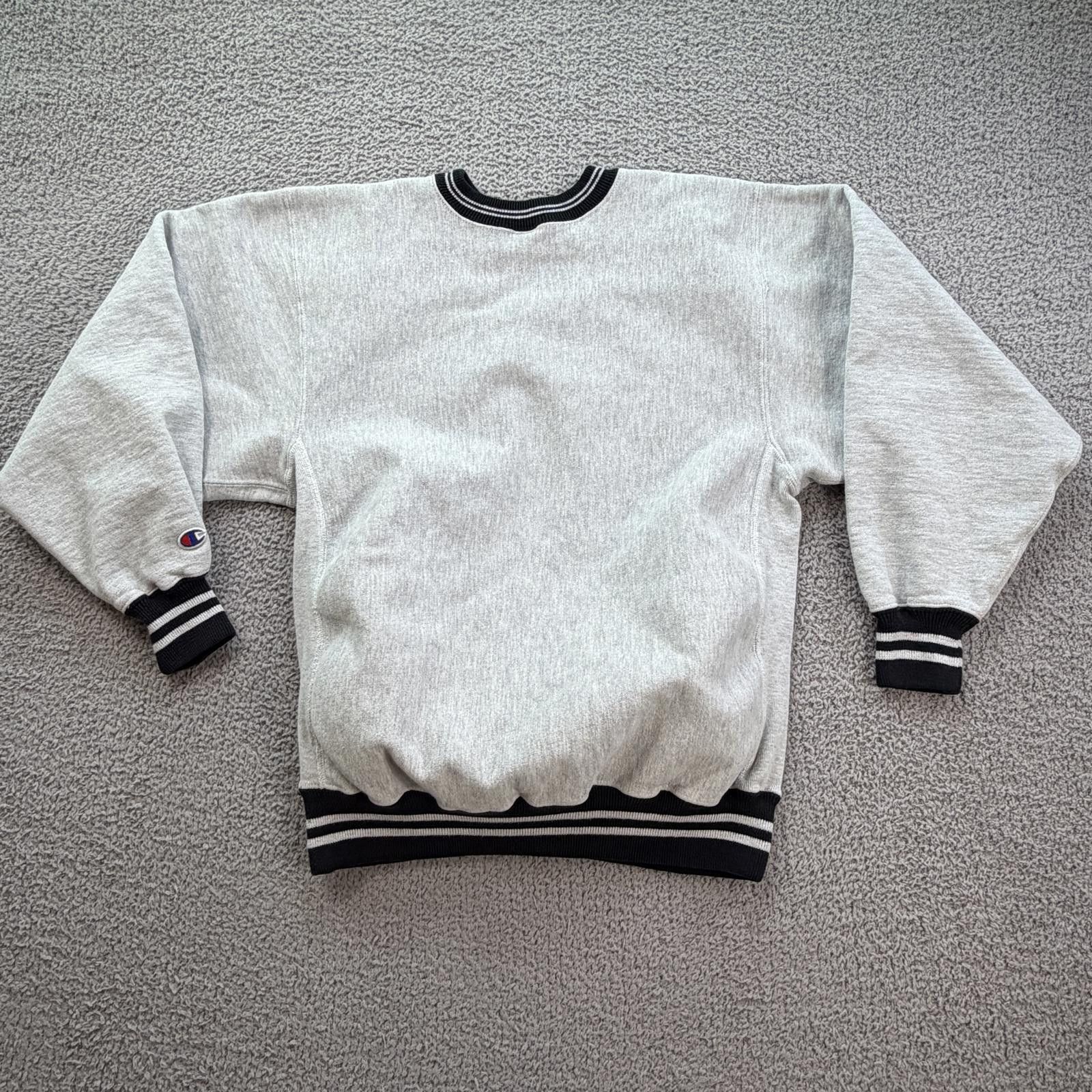 Champion Vintage 90s Champion Reverse Weave Crewneck Sweatshirt XL US Size US XL / EU 56 / 4 - 2 Thumbnail