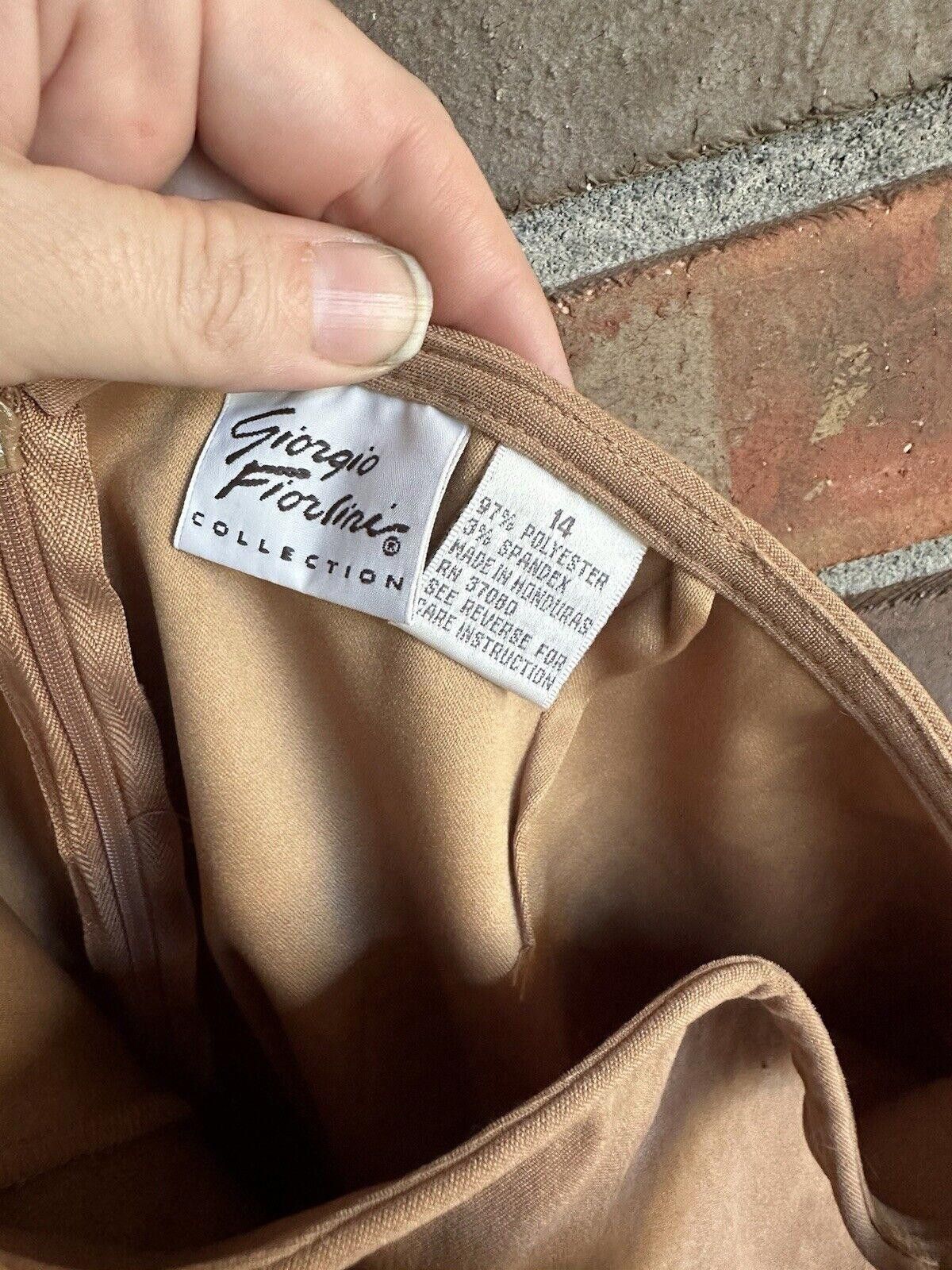 Designer Chic Tan Mini Skirt with Tie Detail Size 36" / US 14 / IT 50 - 11 Thumbnail