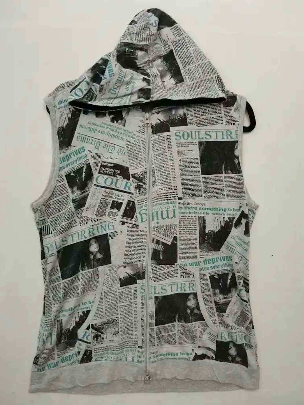 Vintage Vintage Fuve Newspaper Design Hoodie Size US M / EU 48-50 / 2 - 1 Thumbnail